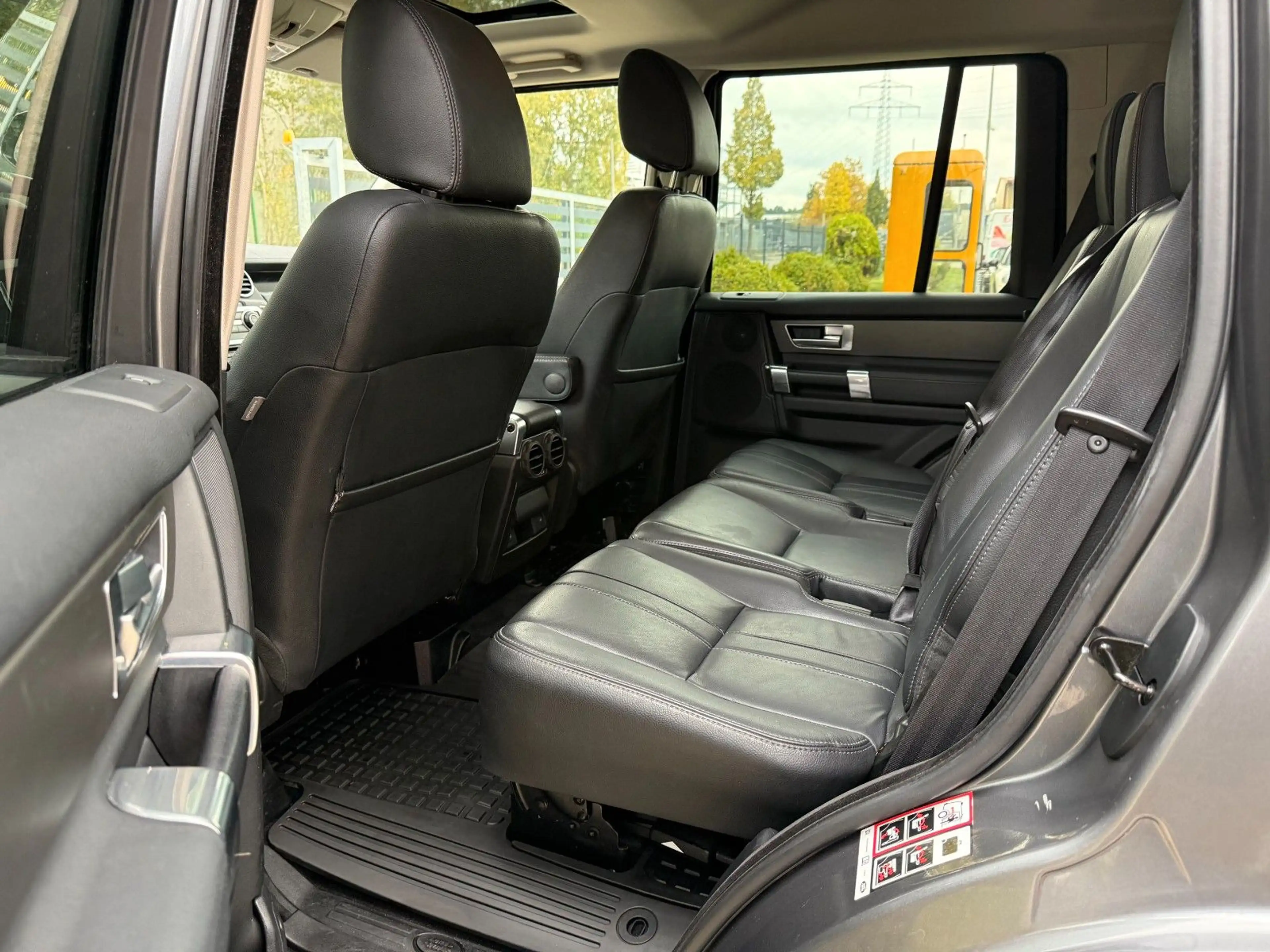 Land Rover Discovery 4 SDV6 HSE(Pano-Dach/7 Sitzer/Leder — photo 10