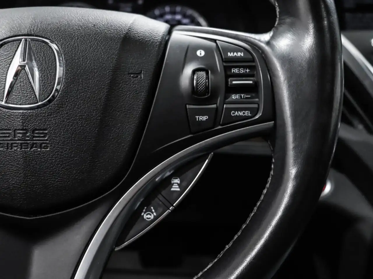 Acura MDX снимка Acura MDX
