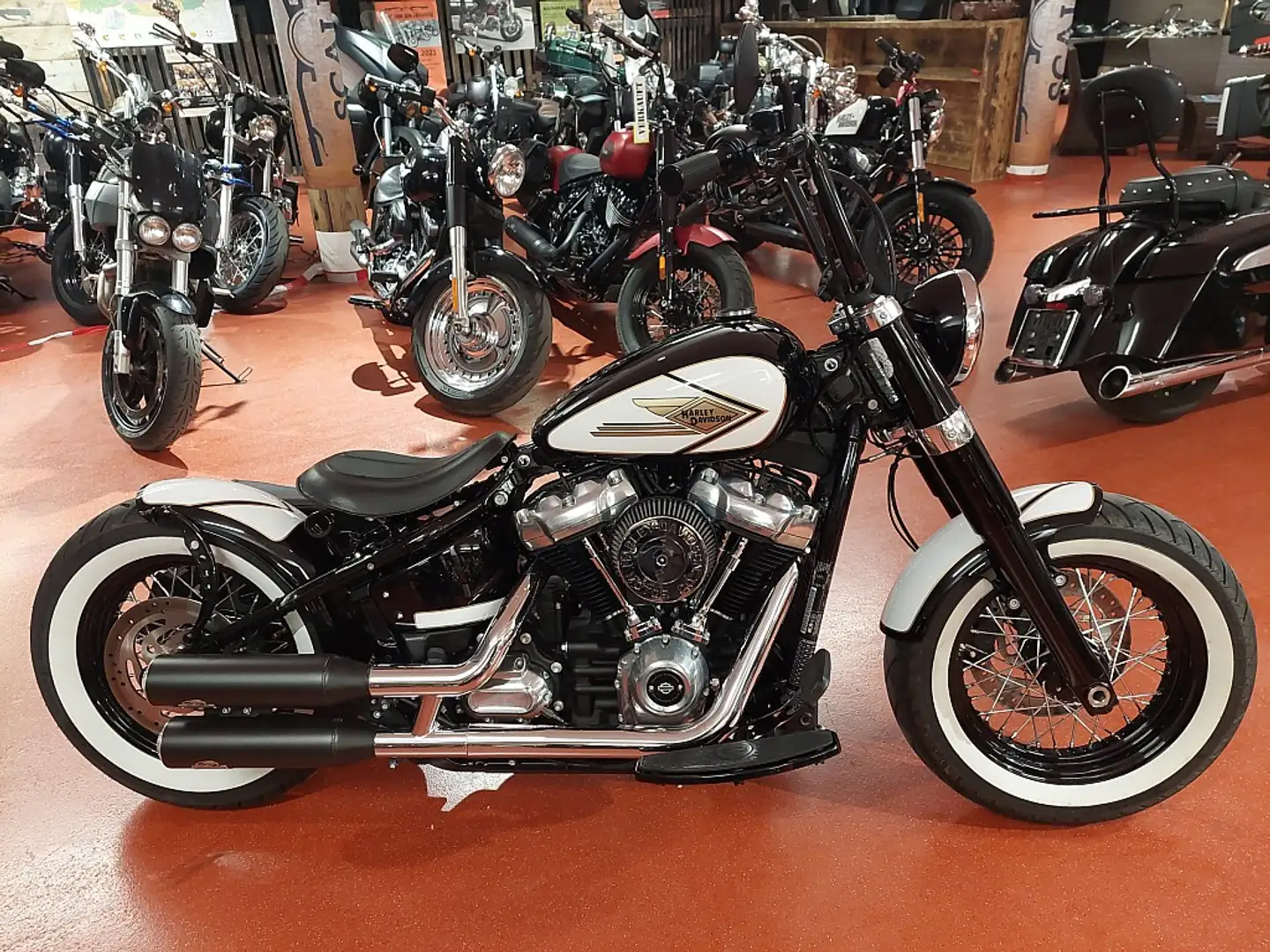 Harley-Davidson Softail Softail Slim - 1