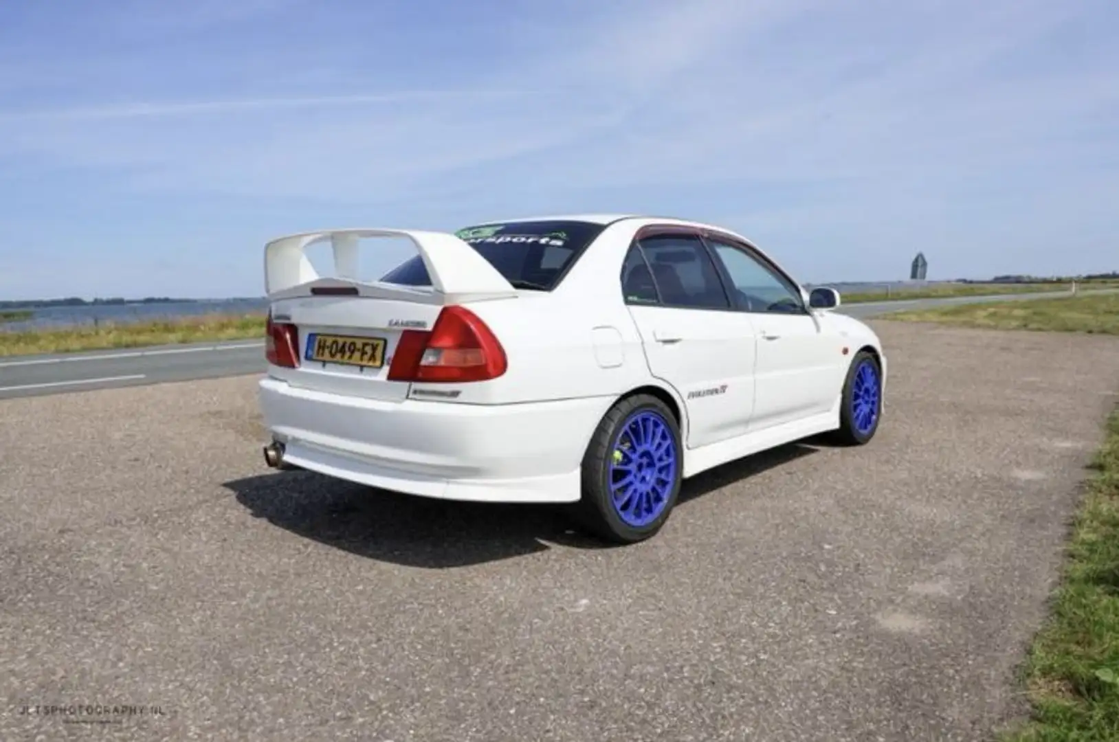 Mitsubishi Lancer Evo Mitsubishi Lancer Evo/Evolution 4 White - 2