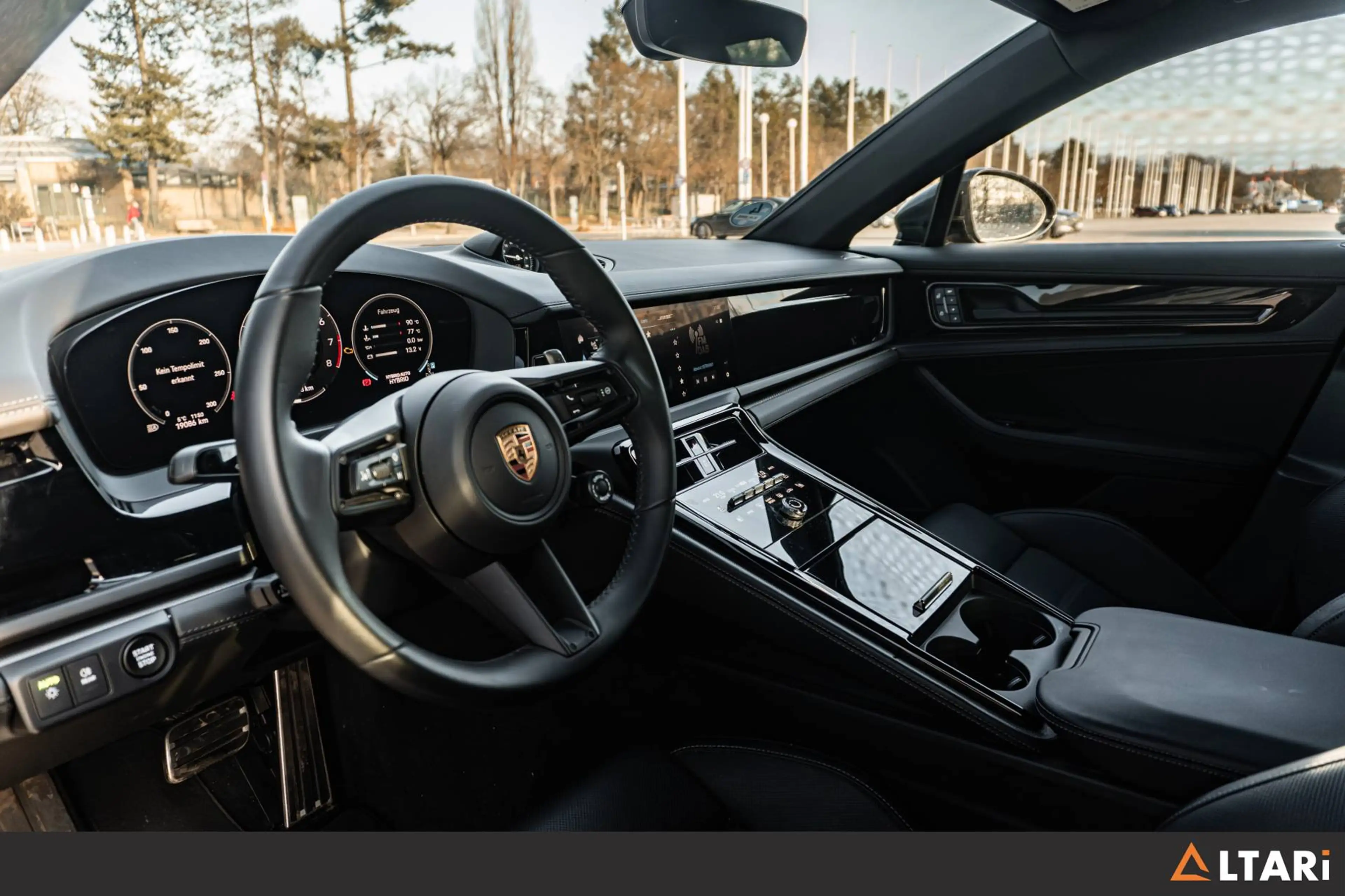 Porsche Panamera 4 E-Hybrid Sportabgas Panorama Sitzbelüftung — photo 11