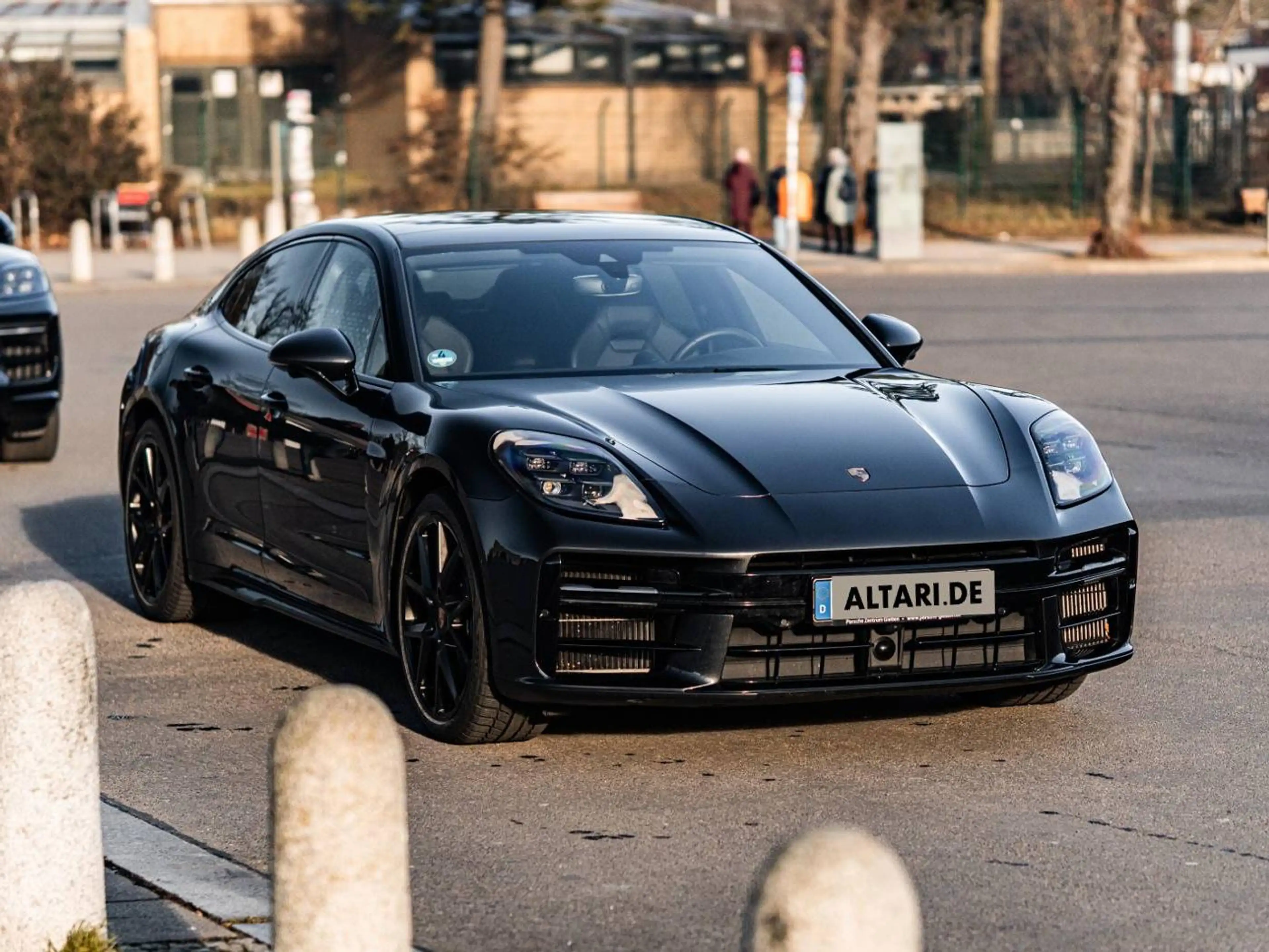 Porsche Panamera 4 E-Hybrid Sportabgas Panorama Sitzbelüftung — photo 4