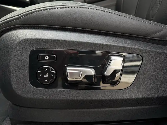 BMW X5 view 15