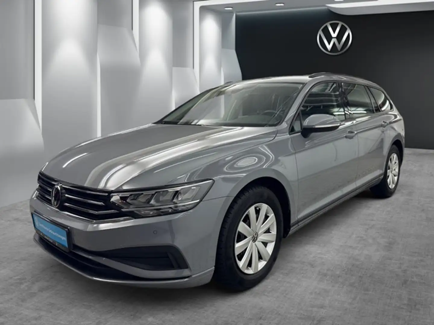 Volkswagen Passat Variant 1.5TSI BUSINESS LED NAVI RFK Gris - 2