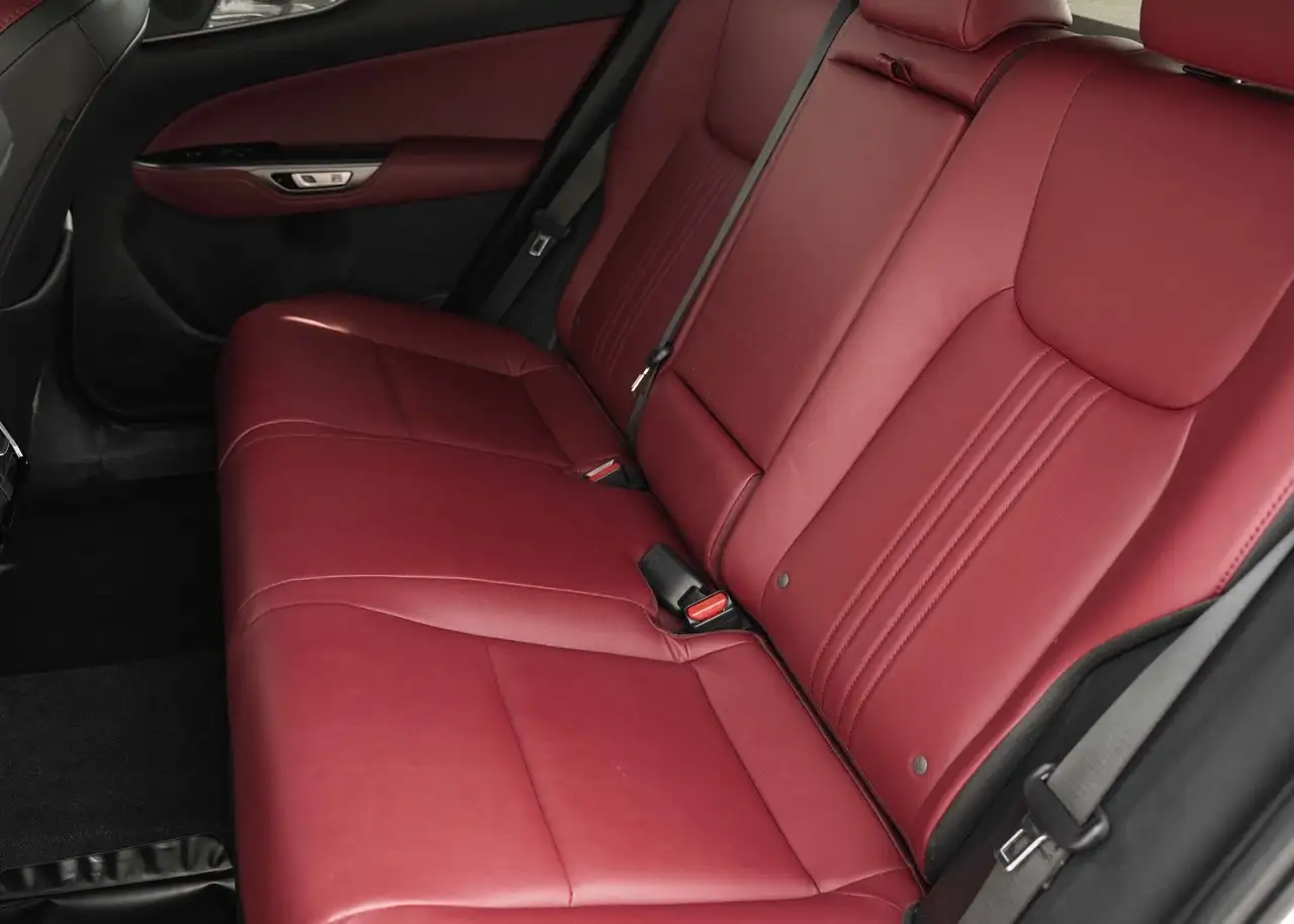 Lexus NX снимка Lexus NX
