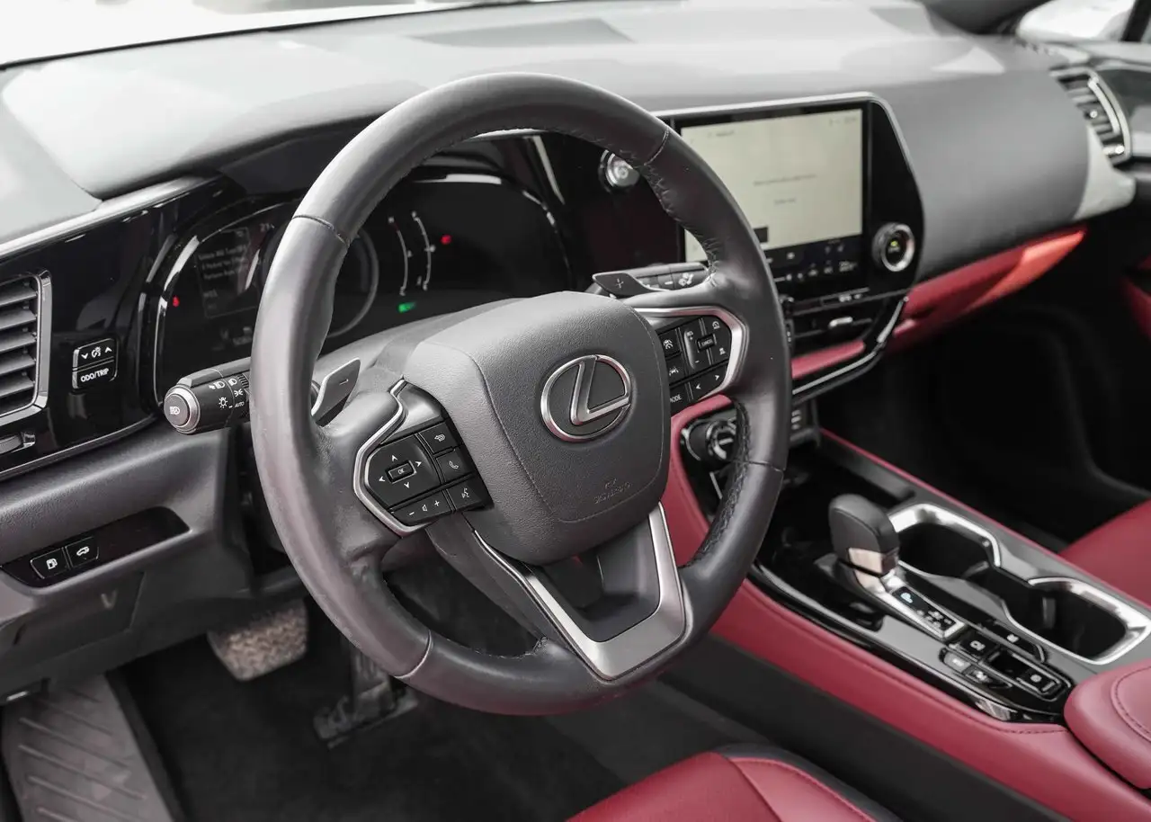 Lexus NX снимка Lexus NX