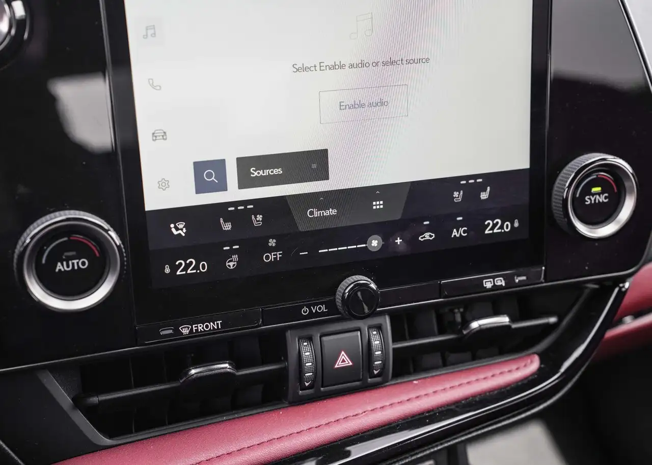 Lexus NX снимка Lexus NX