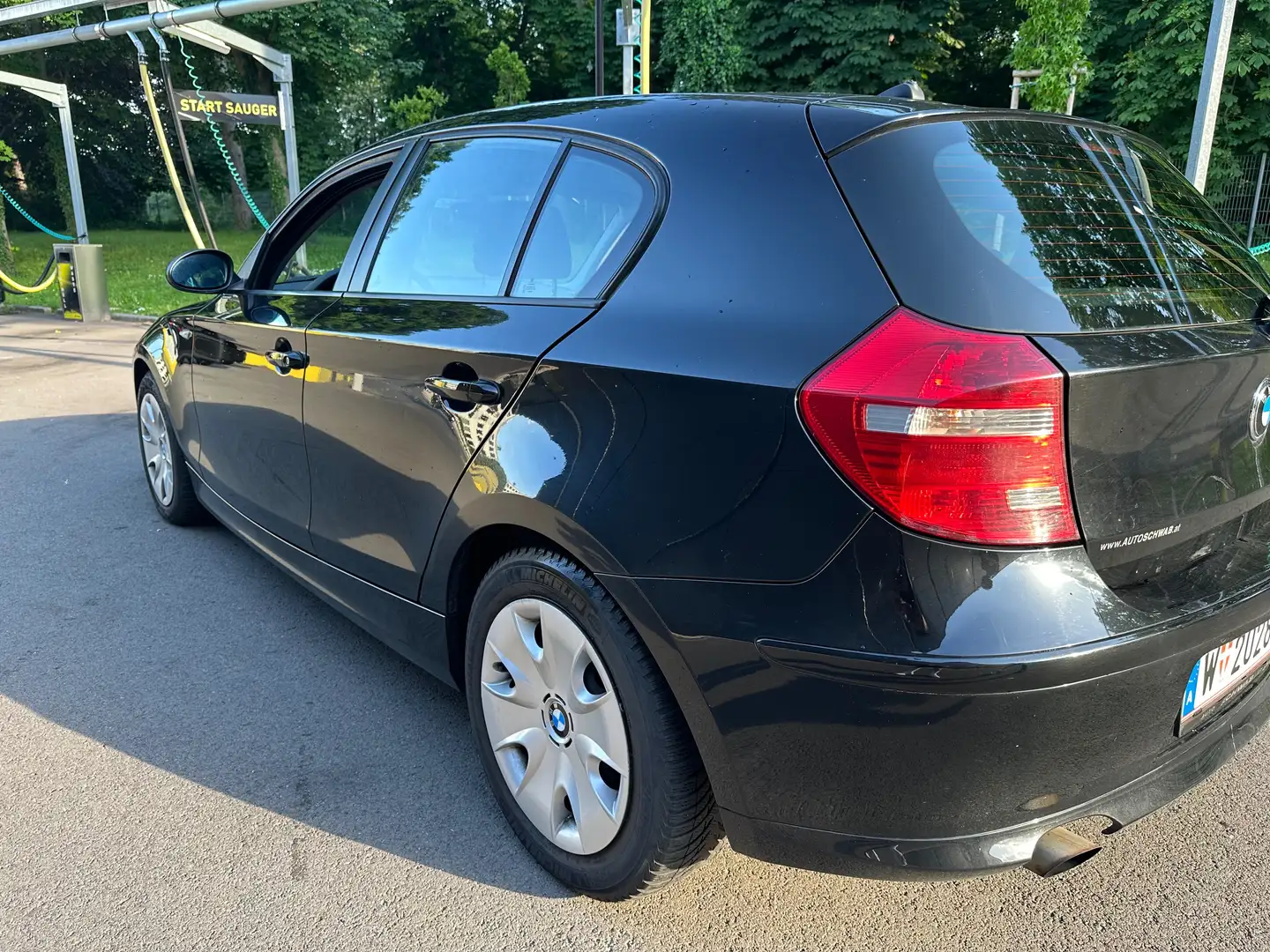 BMW 118 118d Österreich-Paket Österreich-Paket Schwarz - 2