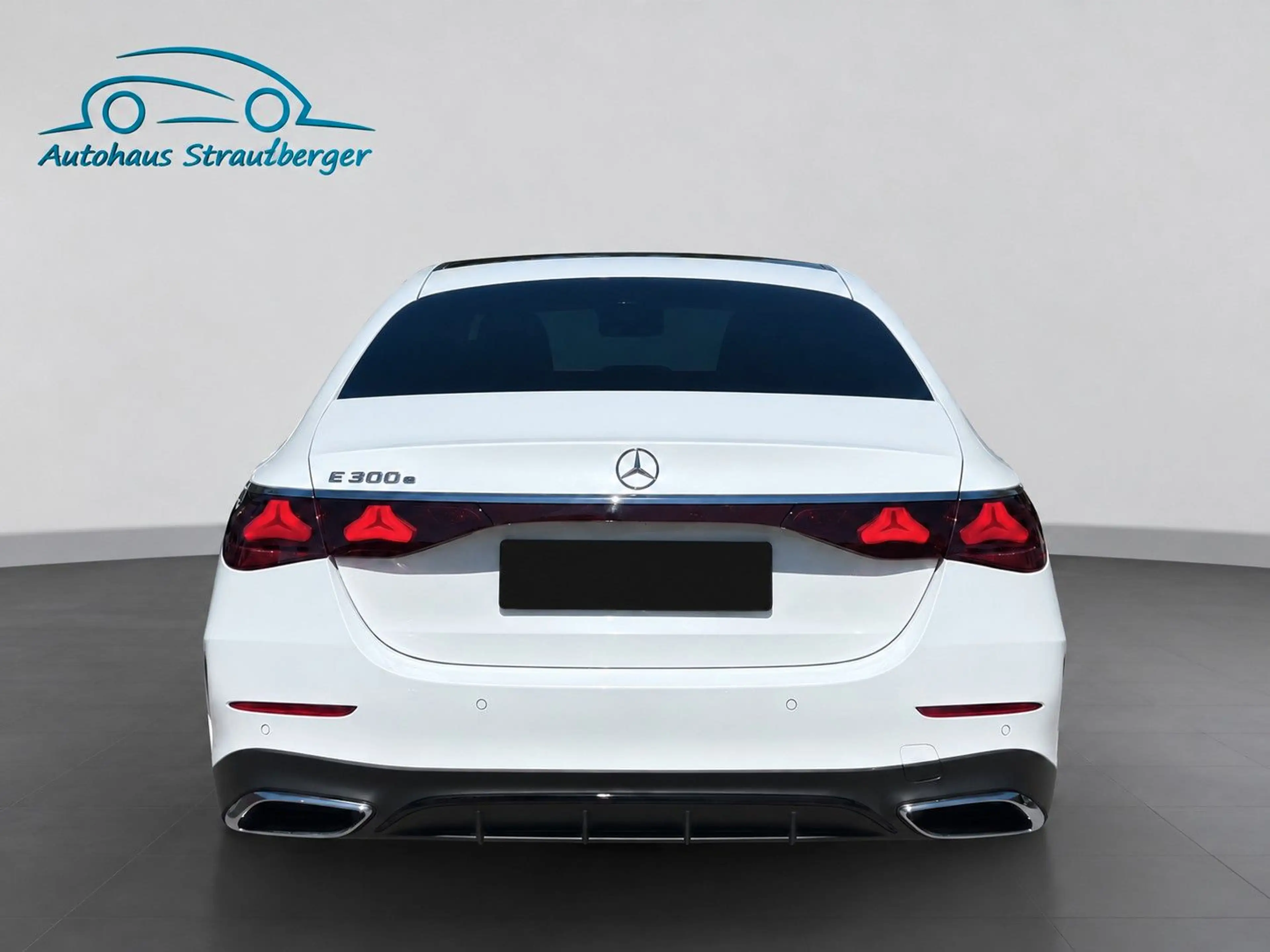 Mercedes-Benz E 300 e AMG Pano Superscreen Sitzklima HUD Burm — photo 7