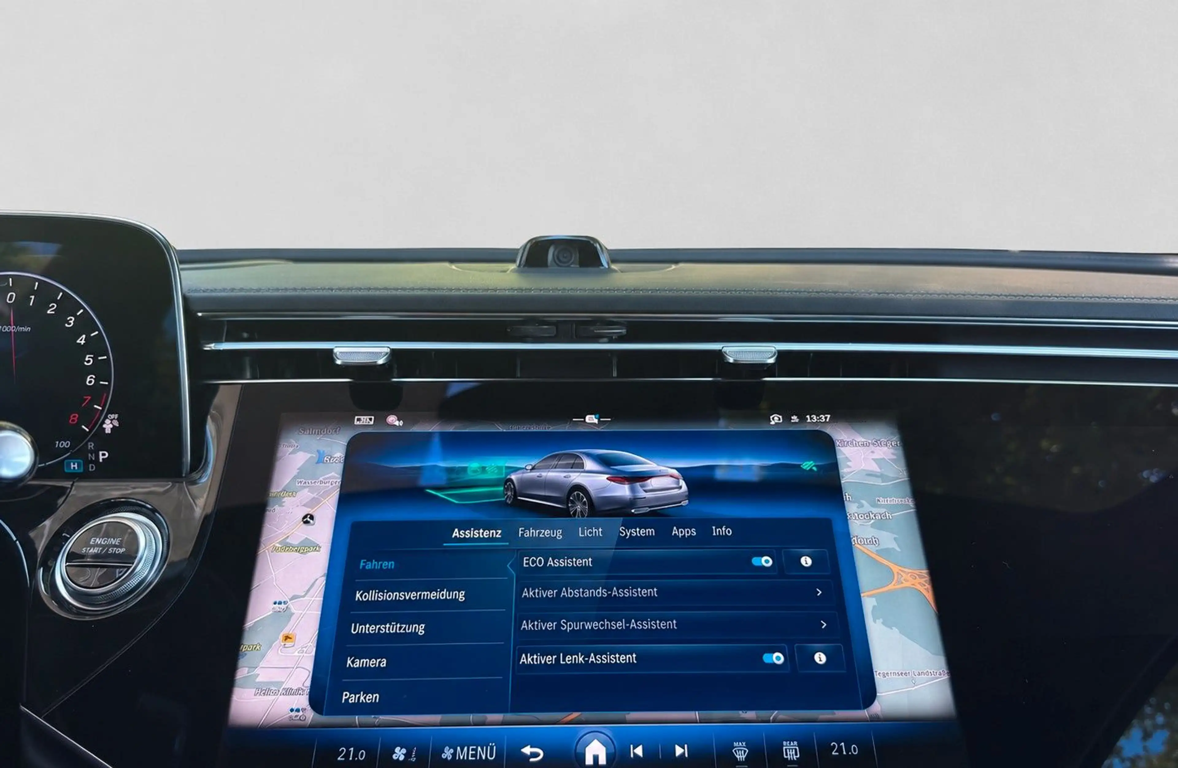 Mercedes-Benz E 300 e AMG Pano Superscreen Sitzklima HUD Burm — photo 15