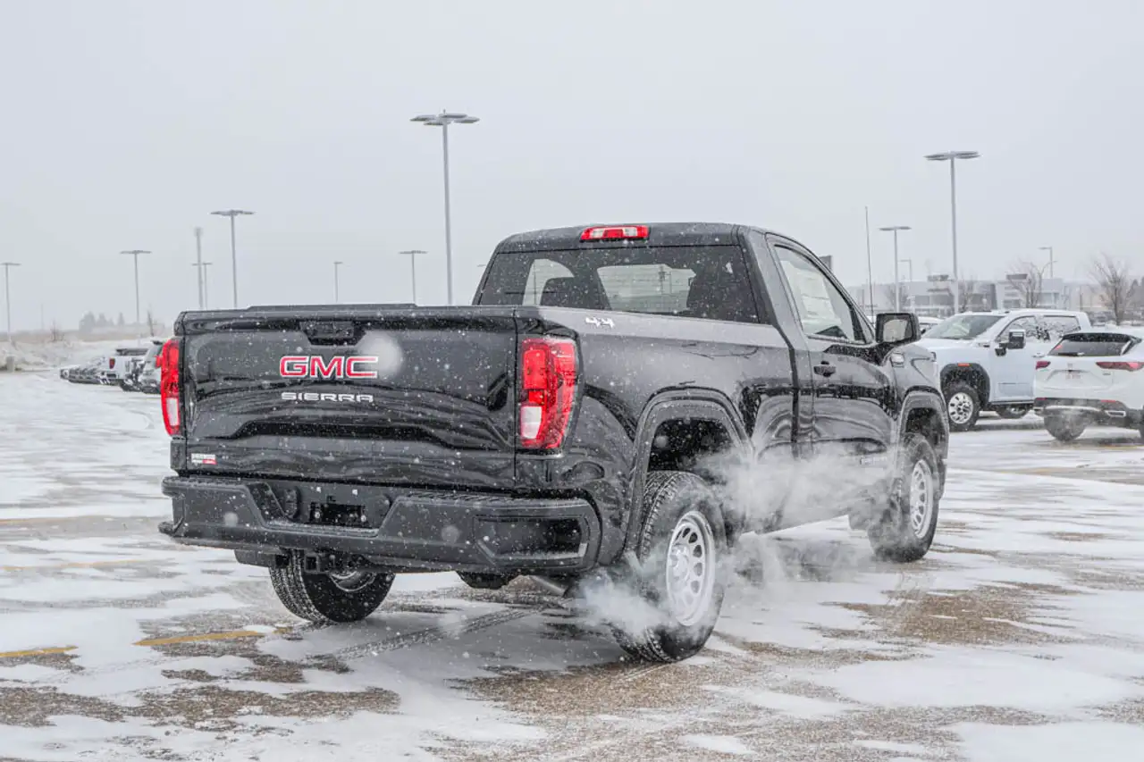 GMC Sierra 1500 снимка GMC Sierra 1500