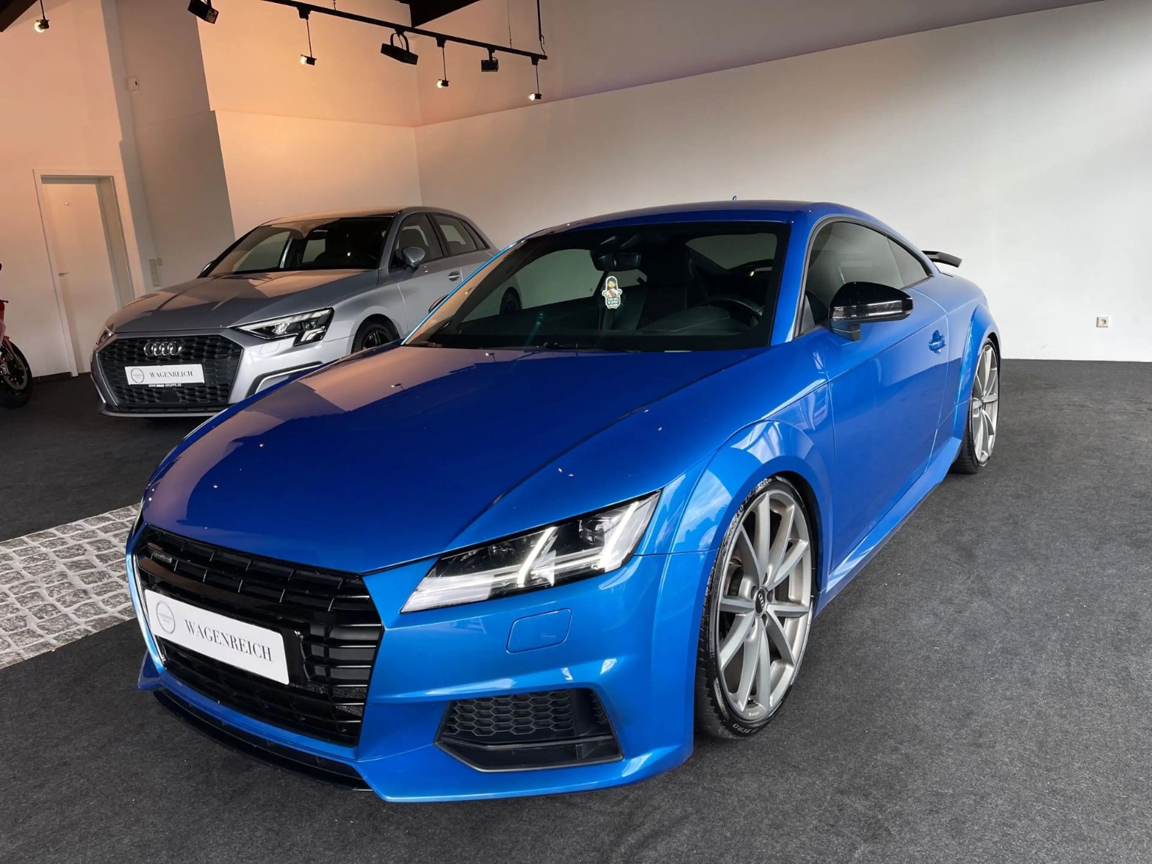 Audi TT Audi 8S 2.0 TFSI S line Competition | 313 — photo 4