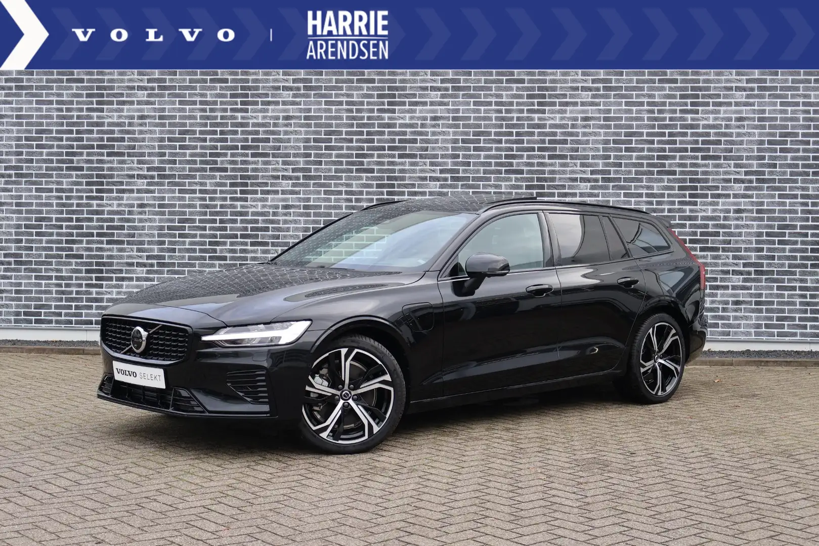 Volvo V60 2.0 T8 Plug-in hybrid AWD Ultimate Dark | Panorama Zwart - 1