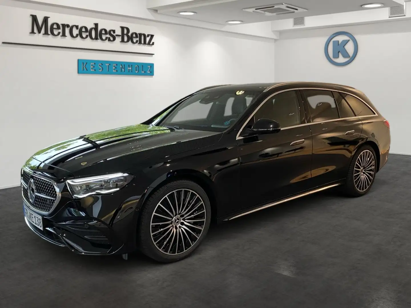 Mercedes-Benz E 220 d T Edition AMG-Line Fahrass 360° Pano AHK Schwarz - 2