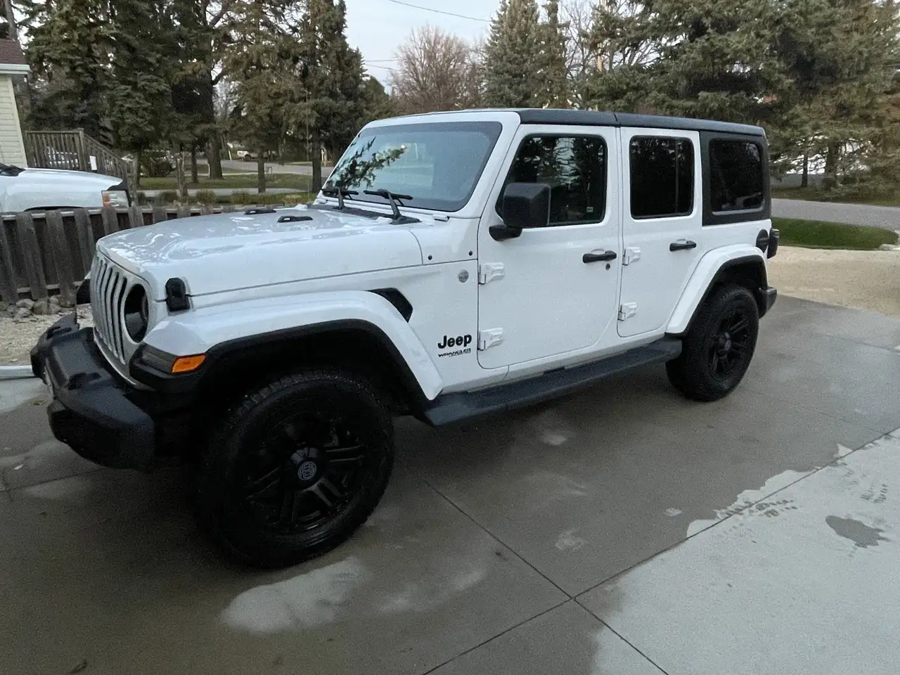 Jeep Wrangler photo Jeep Wrangler