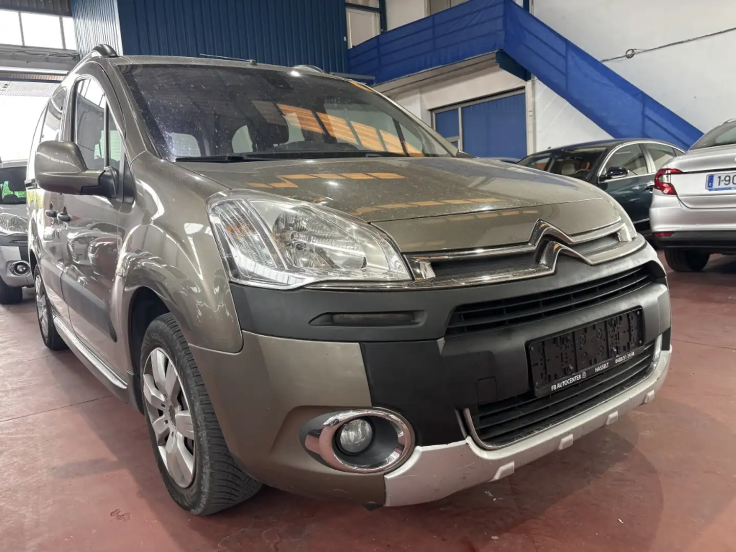 Citroen Berlingo Multispace 1.6BlueHDi XTR Plus 100 Marrón - 1