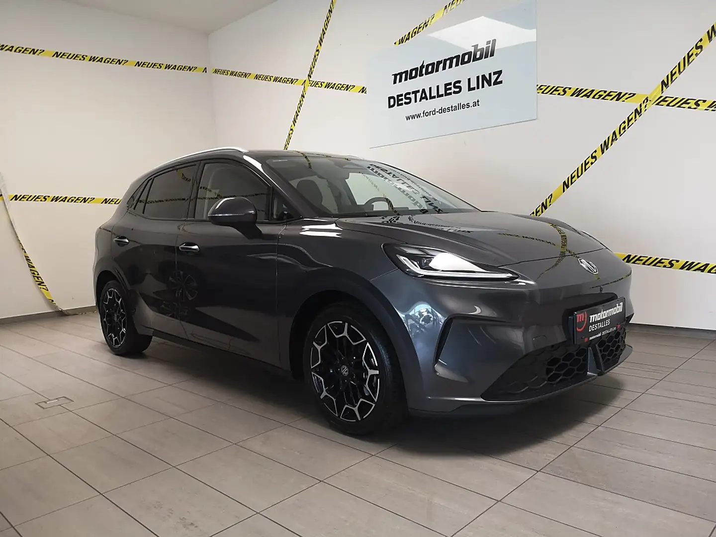 MG MG4 EV Urban 54 kWh Luxury *Vorführwagen* Grau - 1