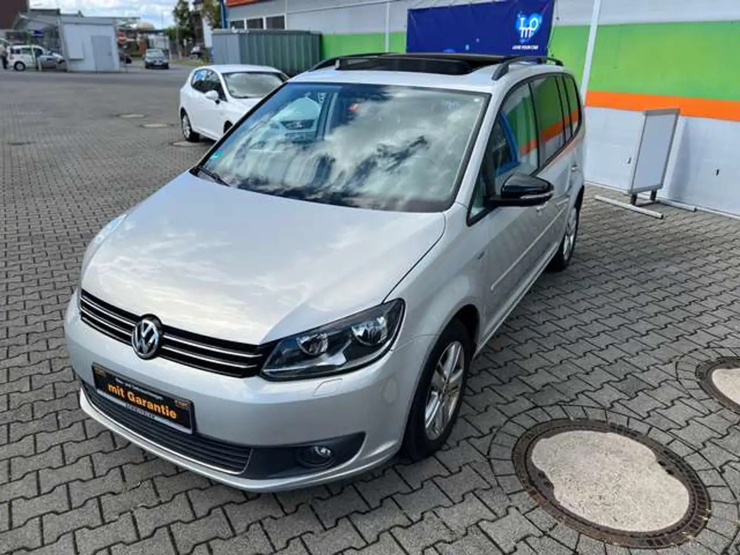 Volkswagen Touran Match (1T3) PANORAMA DACH KLIMAAUTOMATIK NAVI Silber - 1