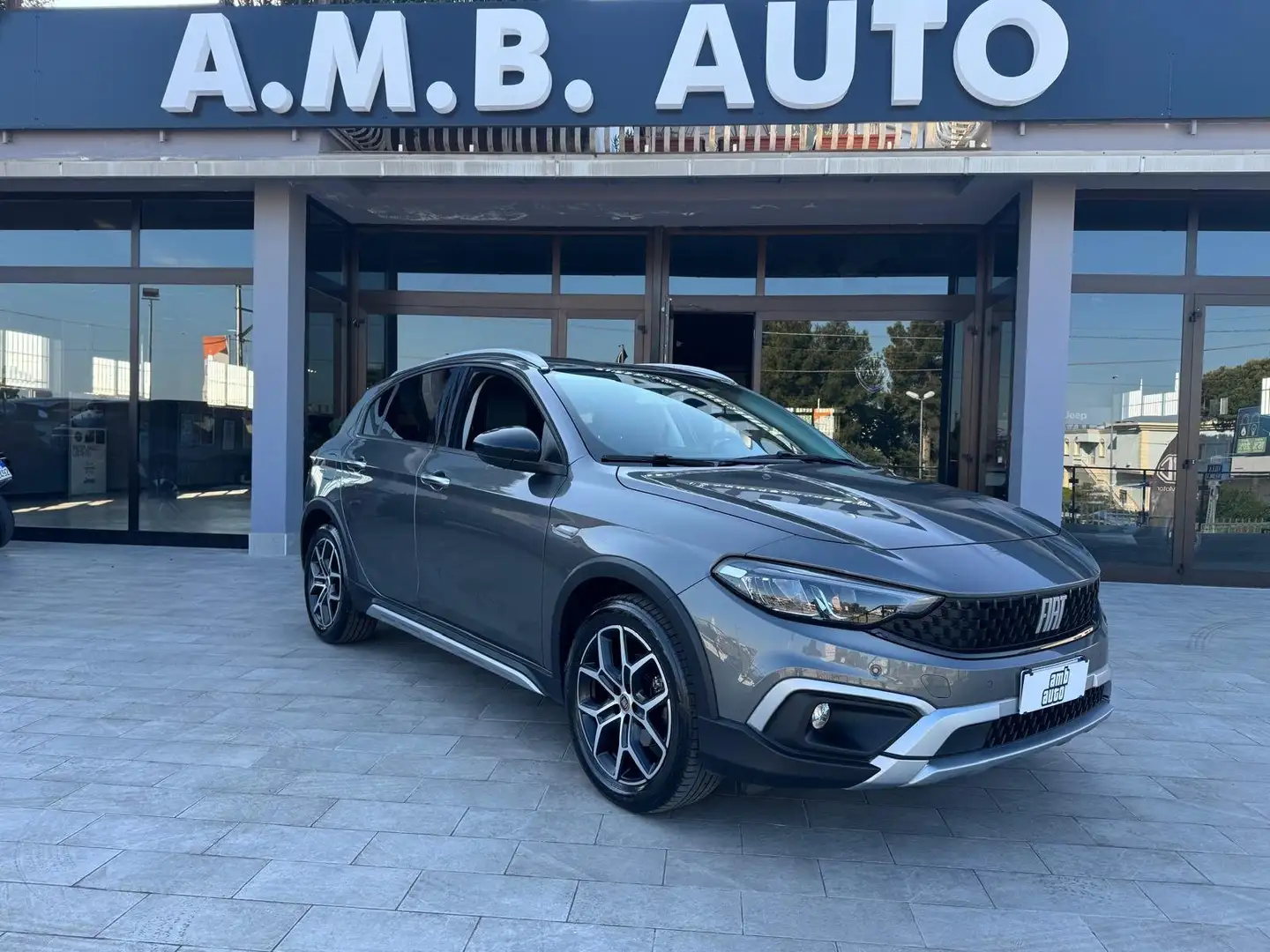 Fiat Tipo Tipo 5p 1.0 Cross 100cv Grigio - 1