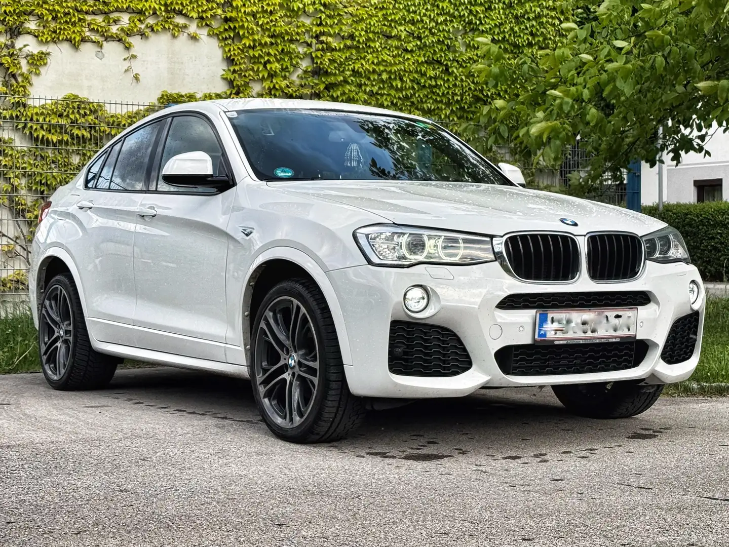 BMW X4 X4 xDrive 20d Aut. Weiß - 1