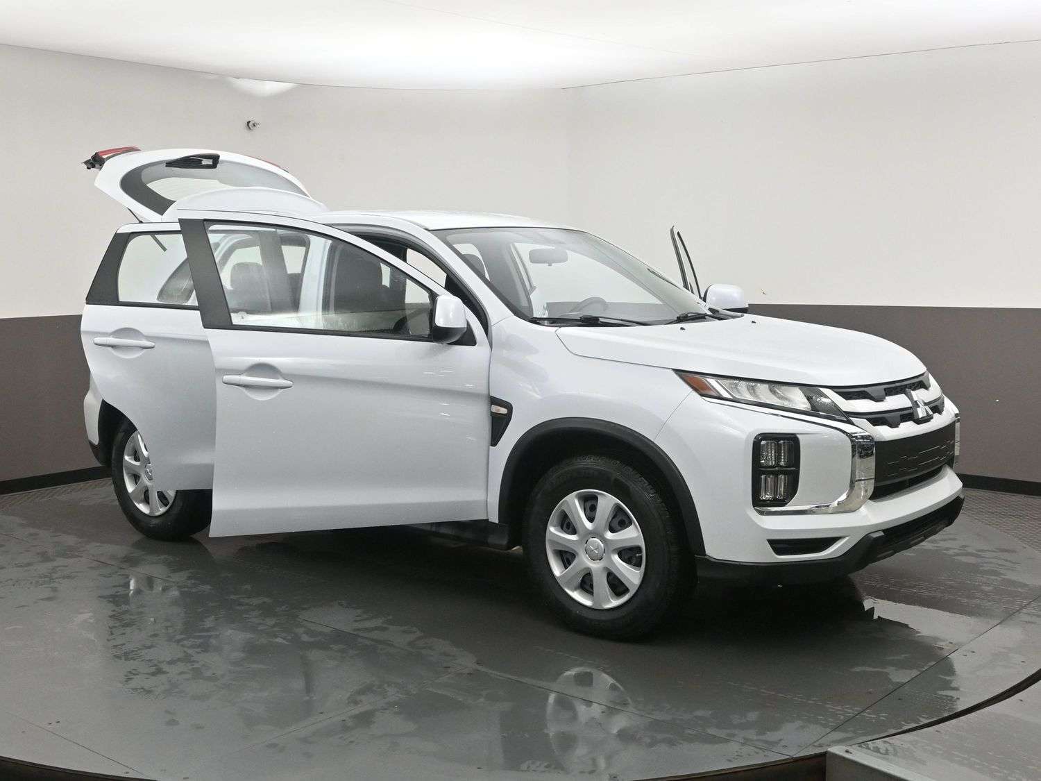 2026 Mitsubishi RVR ES 4WD | HEATED SEATS | POWER WINDOWS & MORE!