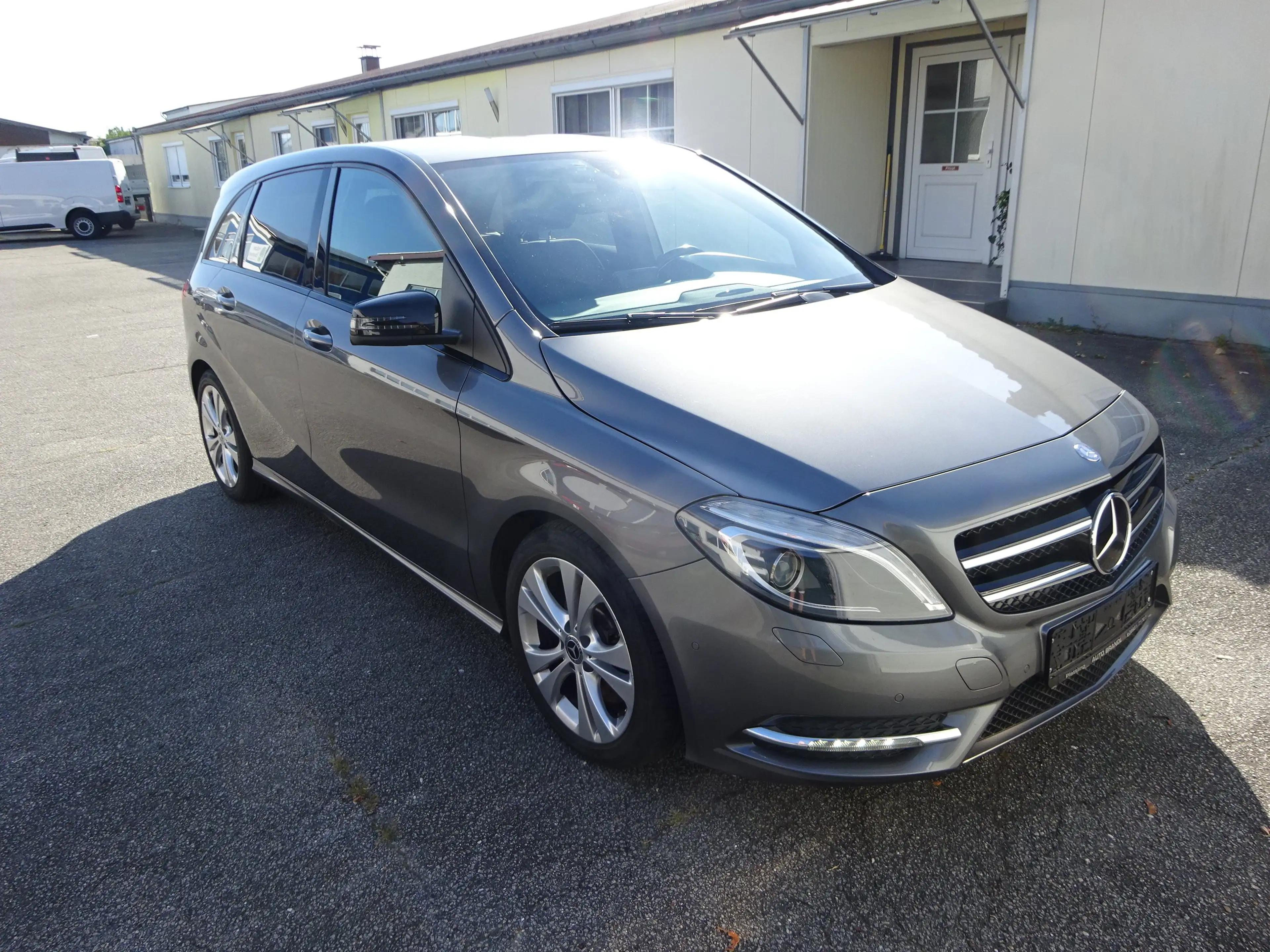 Mercedes-Benz B 220 B 220 CDI Sportpaket 7 G-Tronic Navi Xenon AHK — photo 7
