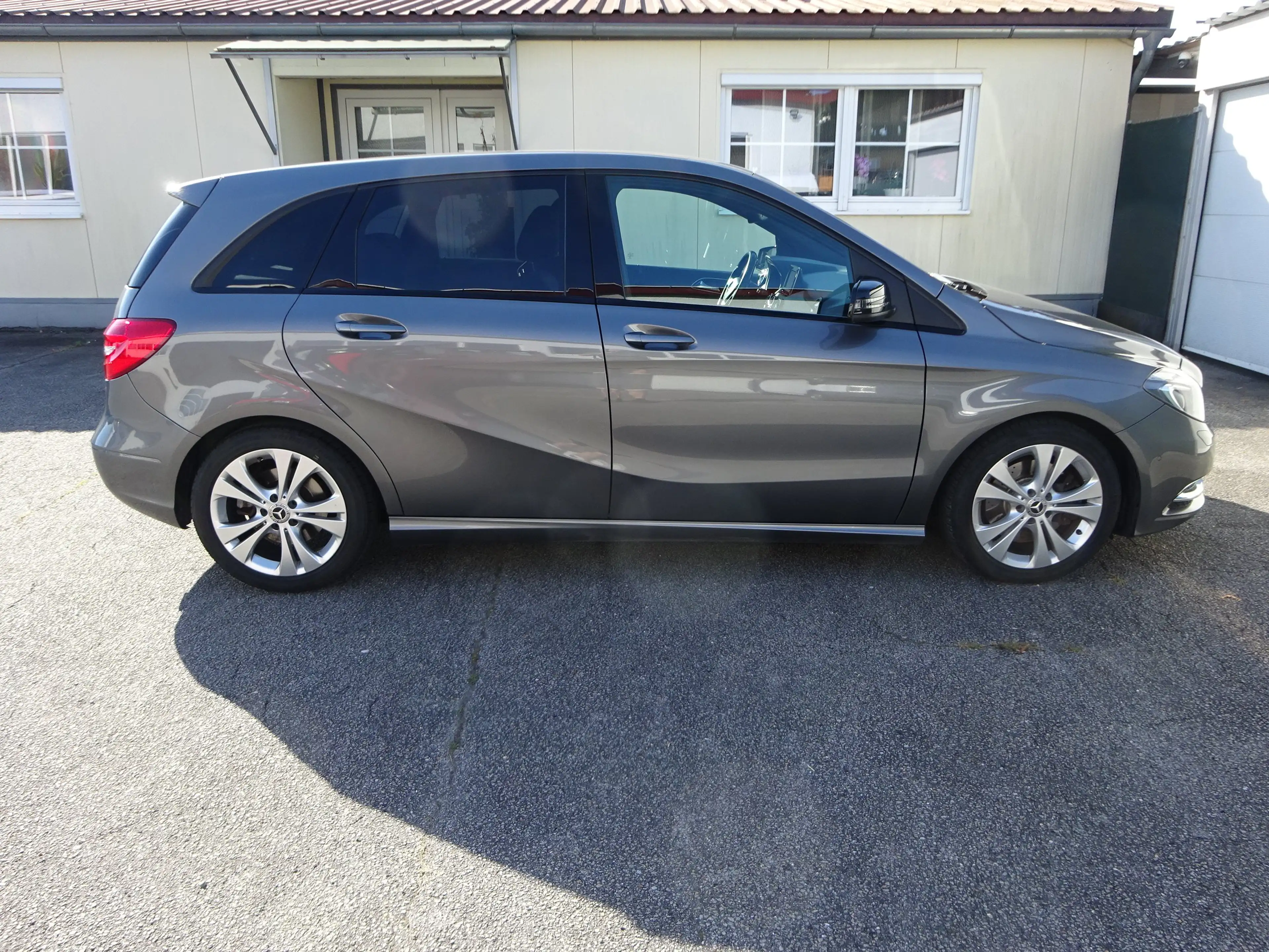 Mercedes-Benz B 220 B 220 CDI Sportpaket 7 G-Tronic Navi Xenon AHK — photo 6