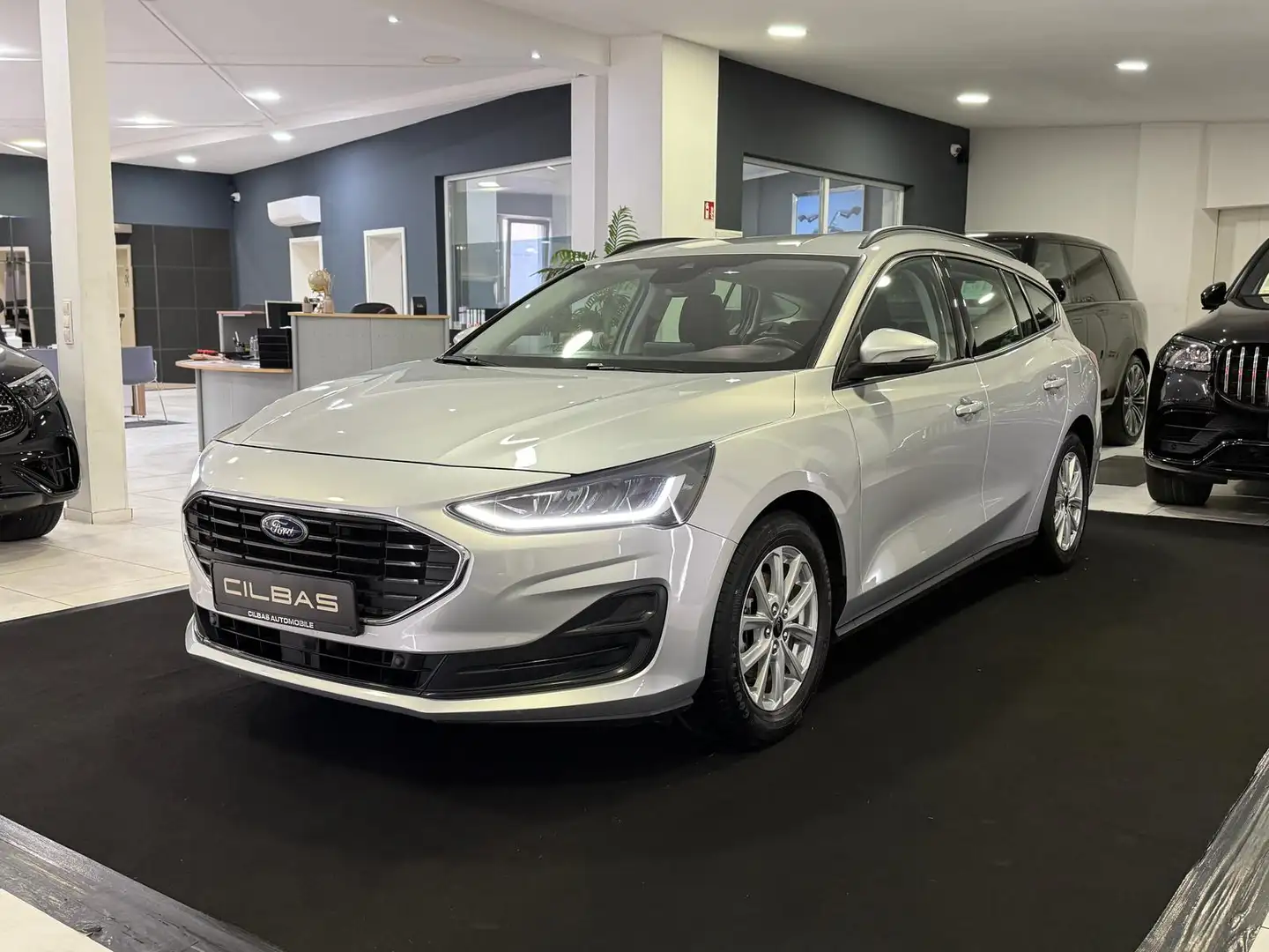 Ford Focus 1.5 TDCi Cool & Connect*NAVI*KAMERA*LED* Argent - 2