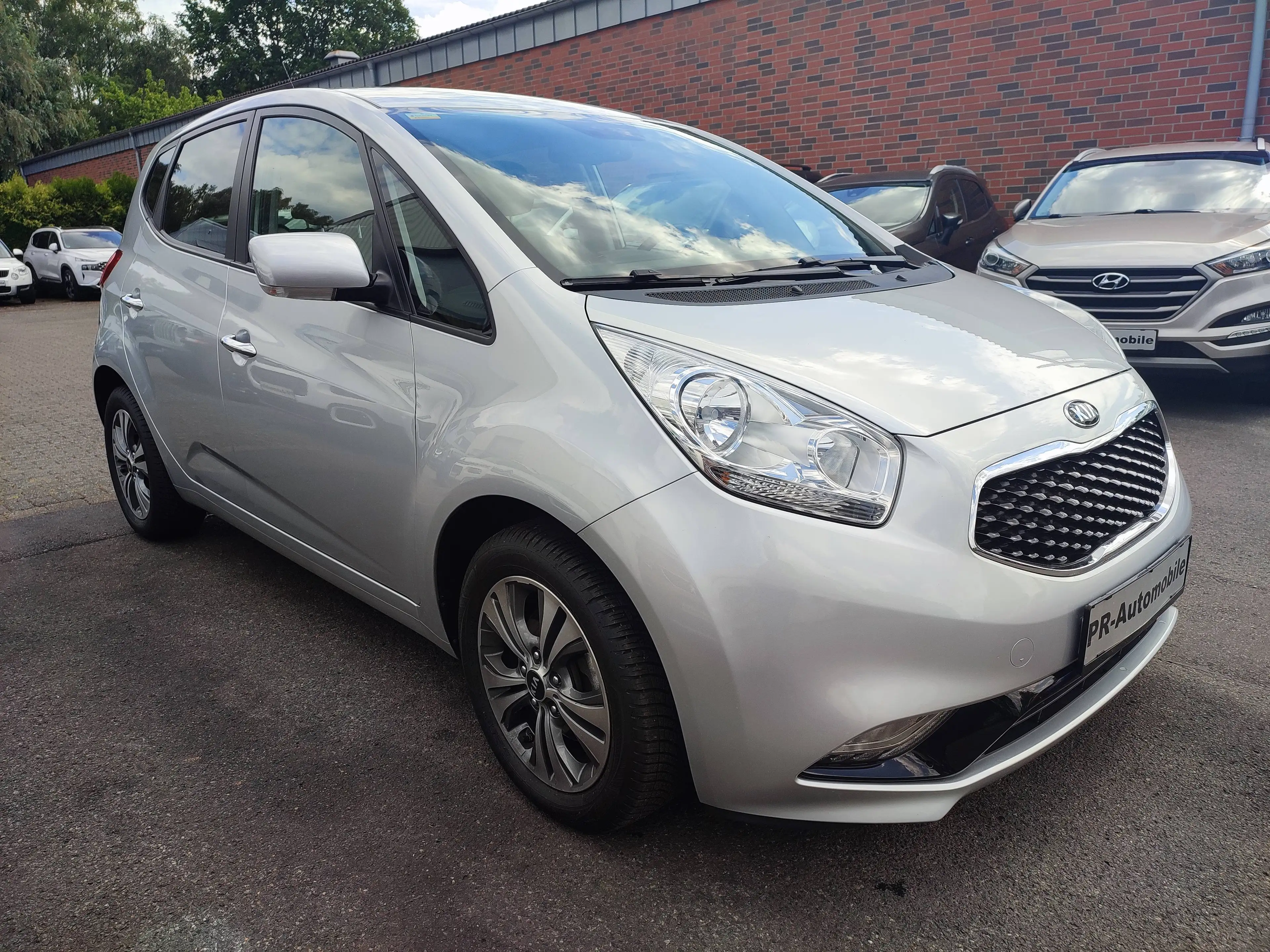 Kia Venga Venga 1.6 CVVT Automatik/Navi+Cam/Klimaaut. — photo 3