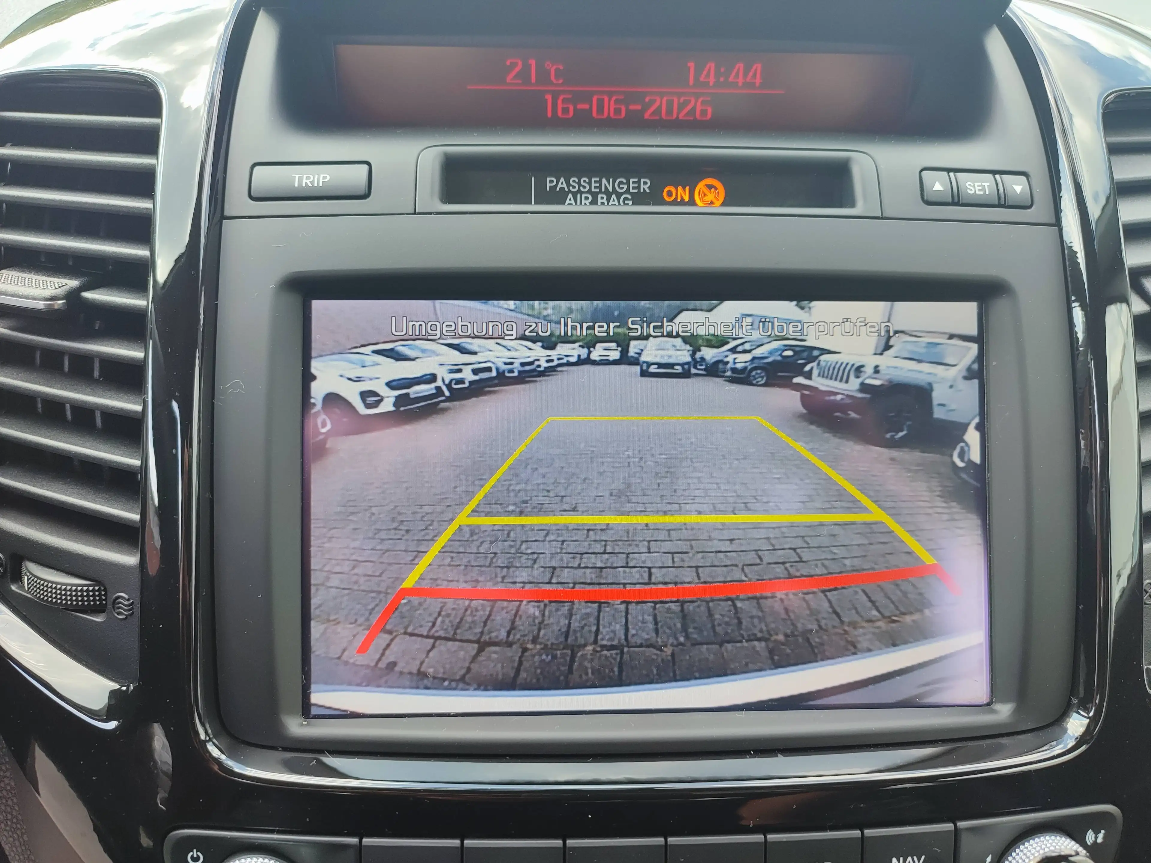 Kia Venga Venga 1.6 CVVT Automatik/Navi+Cam/Klimaaut. — photo 9