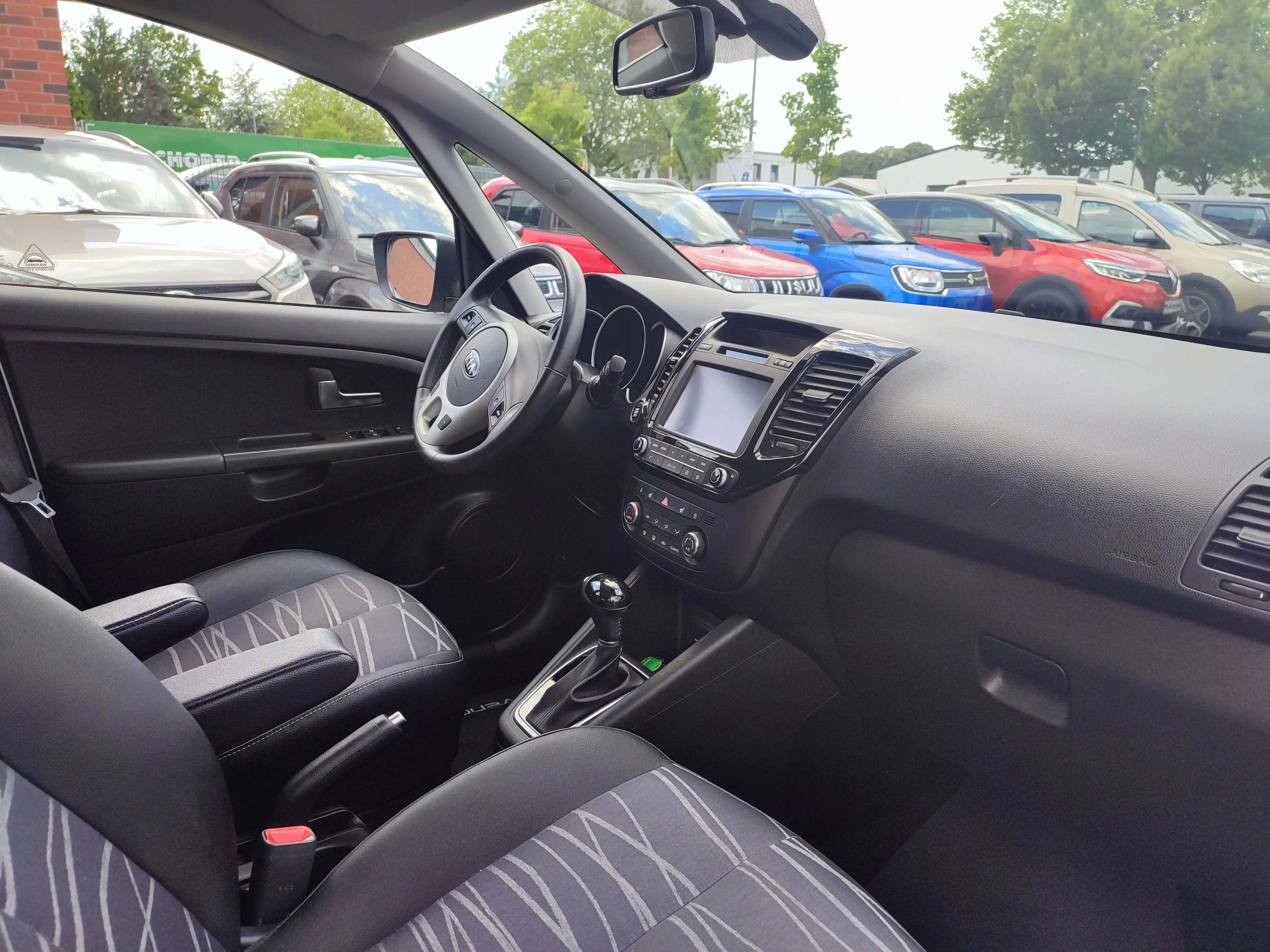 Kia Venga Venga 1.6 CVVT Automatik/Navi+Cam/Klimaaut. — photo 4
