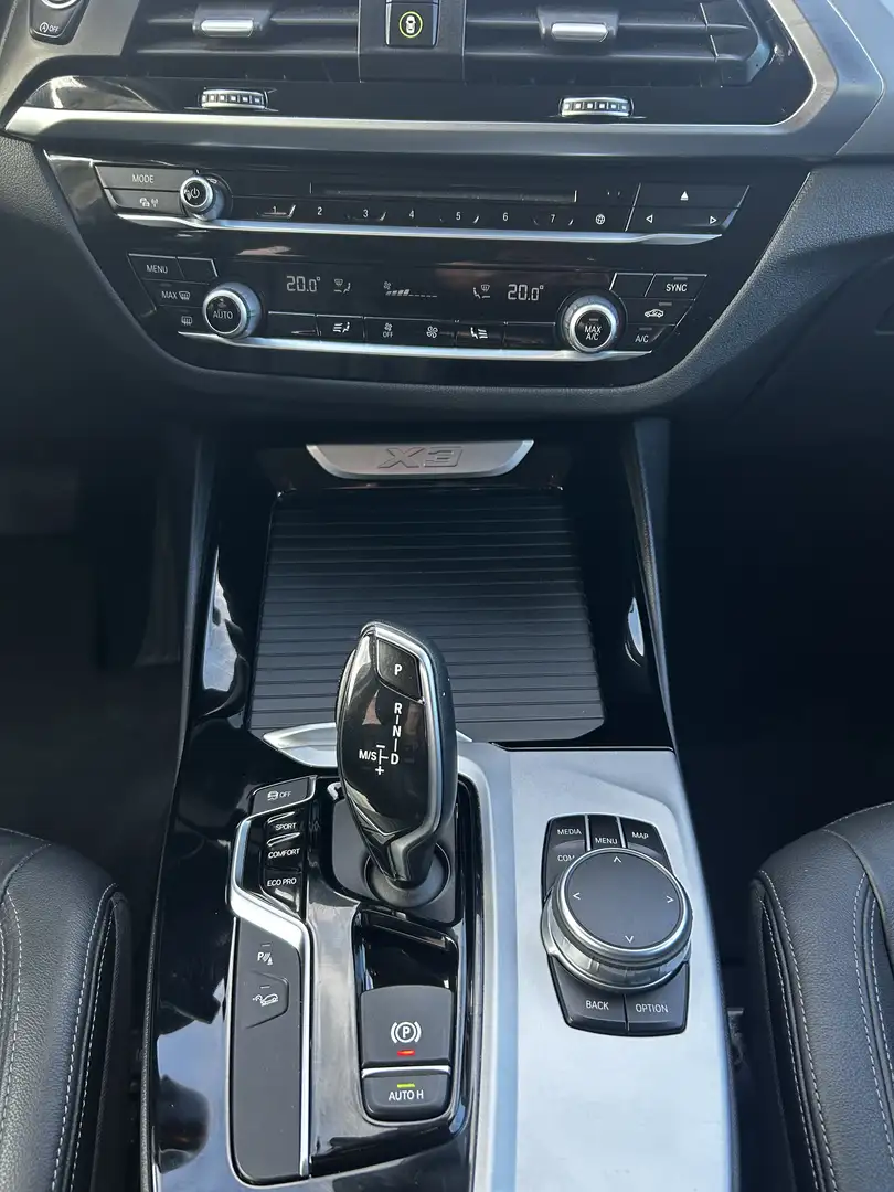 BMW X3 xDrive20d Aut. Noir - 1