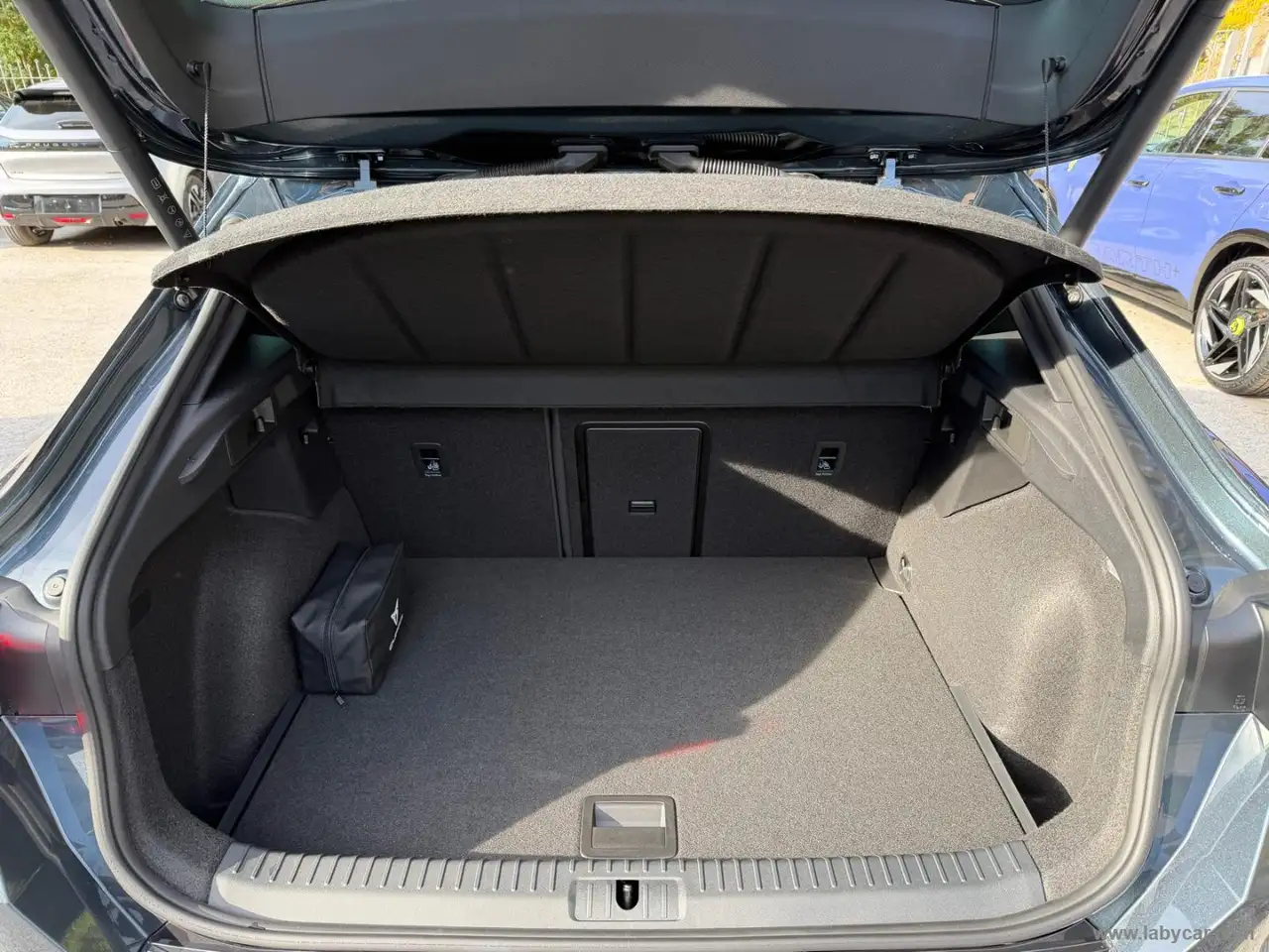 2026 CUPRA Formentor 1.5 TSI Business, photograph 10