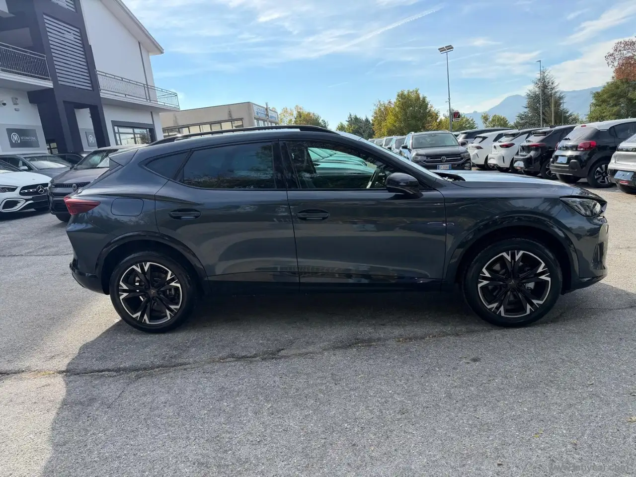 2026 CUPRA Formentor 1.5 TSI Business, photograph 4