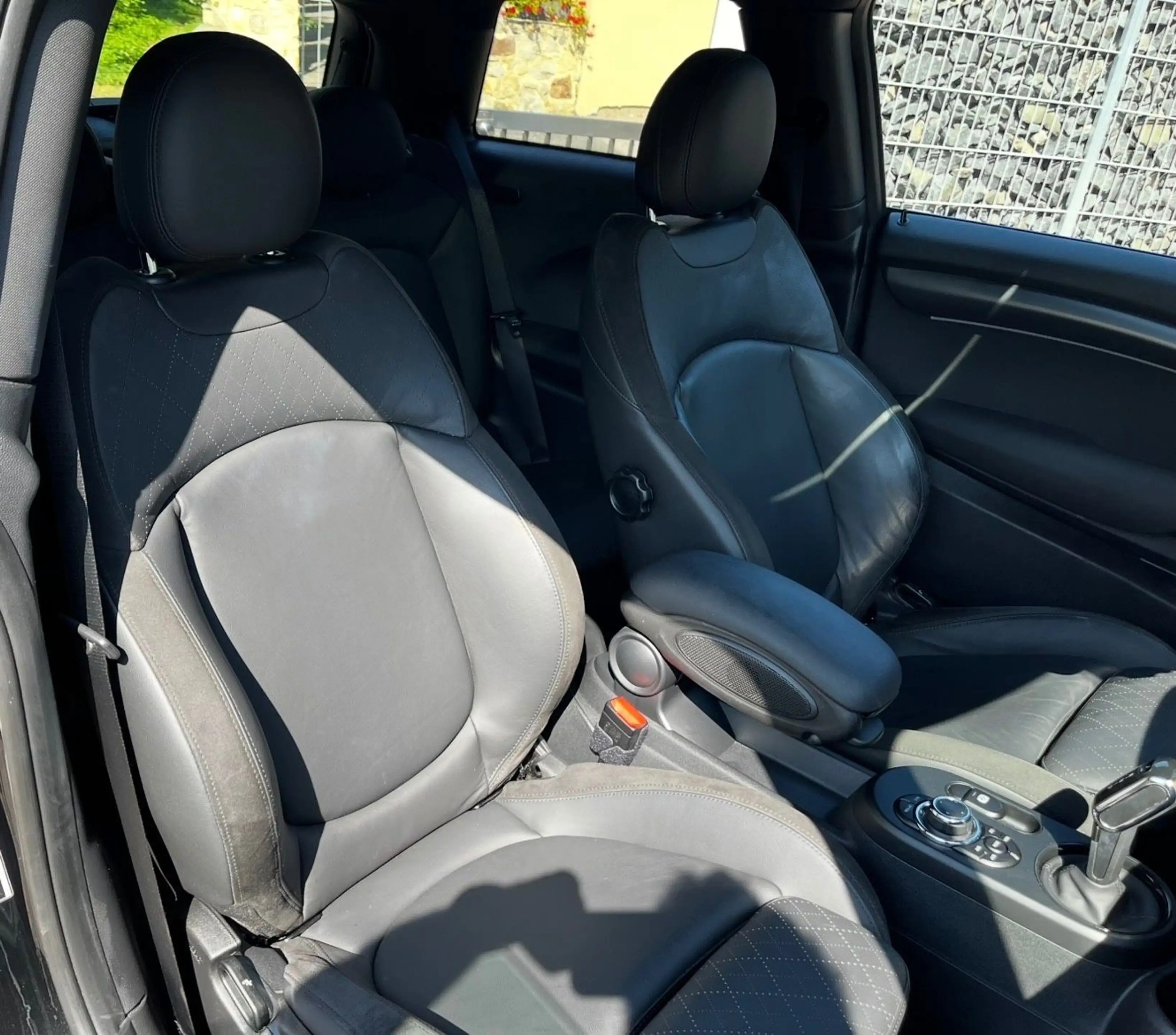 MINI Cooper SE Cooper YOURS  Pano HUD Navi LED KAM H/K 17 Ufrei — photo 14