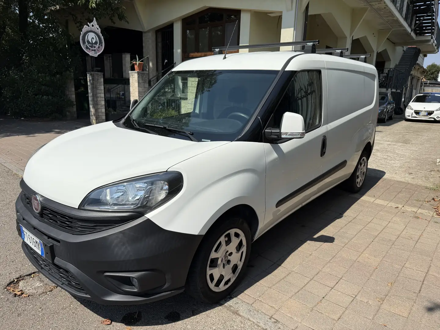 Fiat Doblo cargo maxi 1.4 16v 95cv E6 F.L. Alb - 1