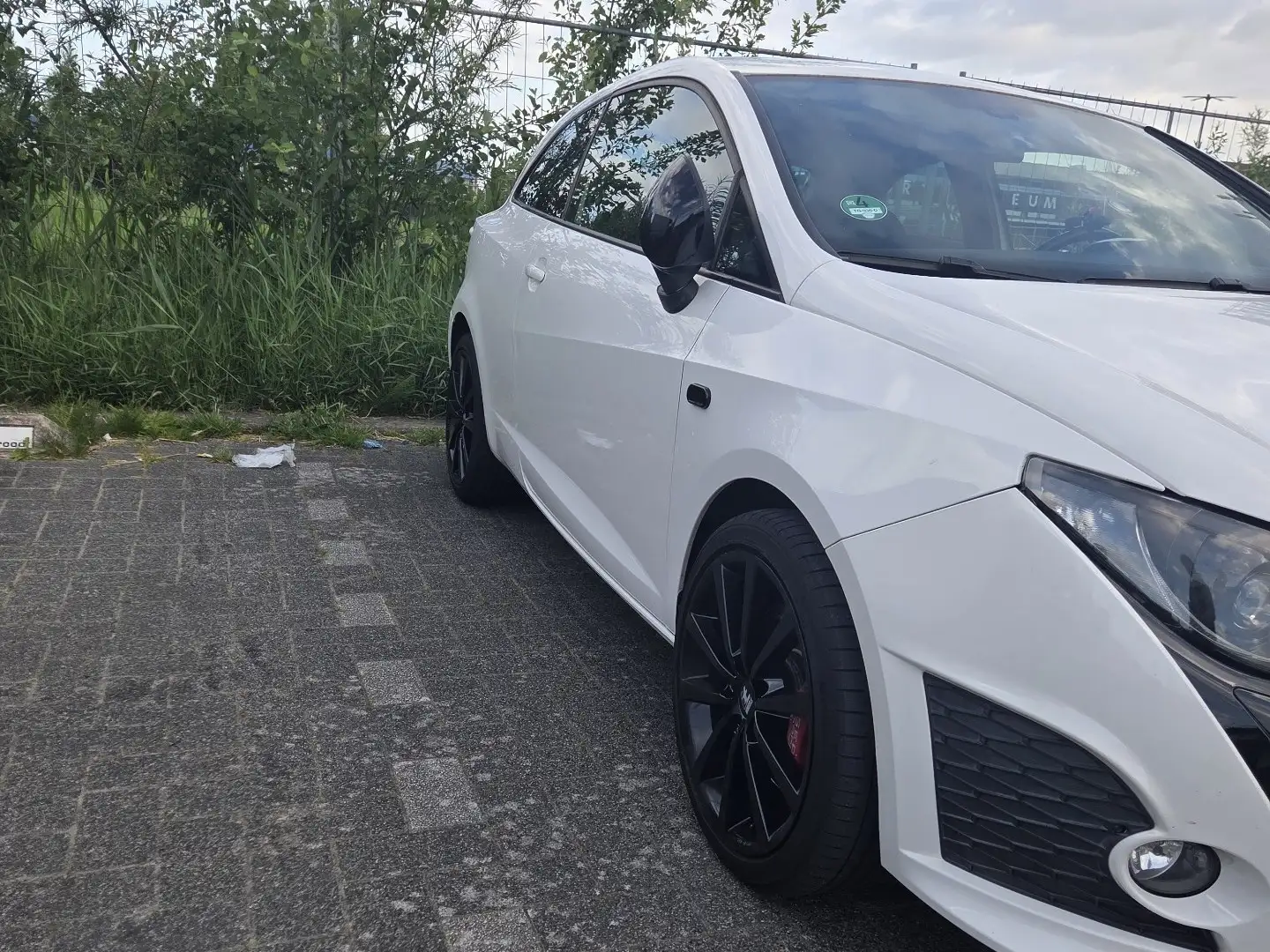 SEAT Ibiza 1.4 TSI Cupra Wit - 2