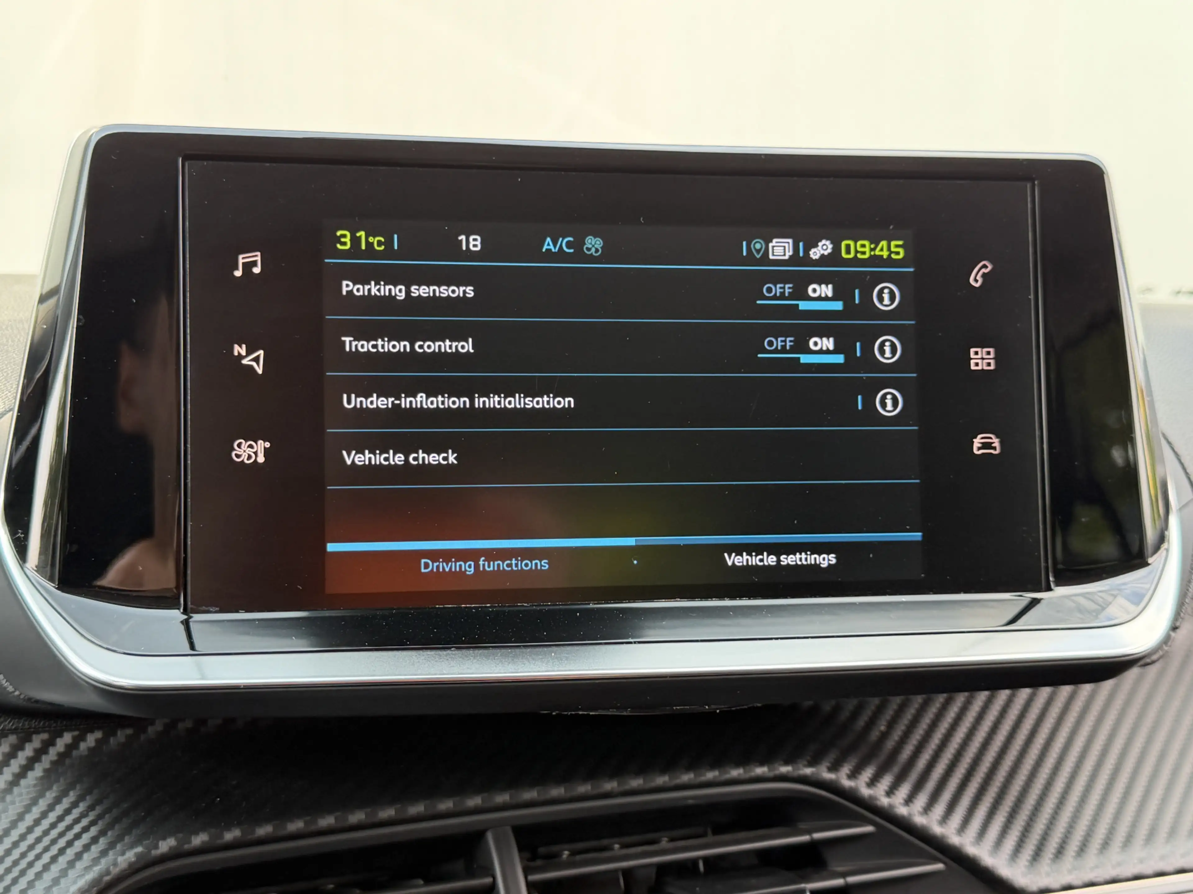 Peugeot e-2008 BWJ 2022 | EV 136PK Allure 50 kWh | LEDER/STOF | C — photo 37