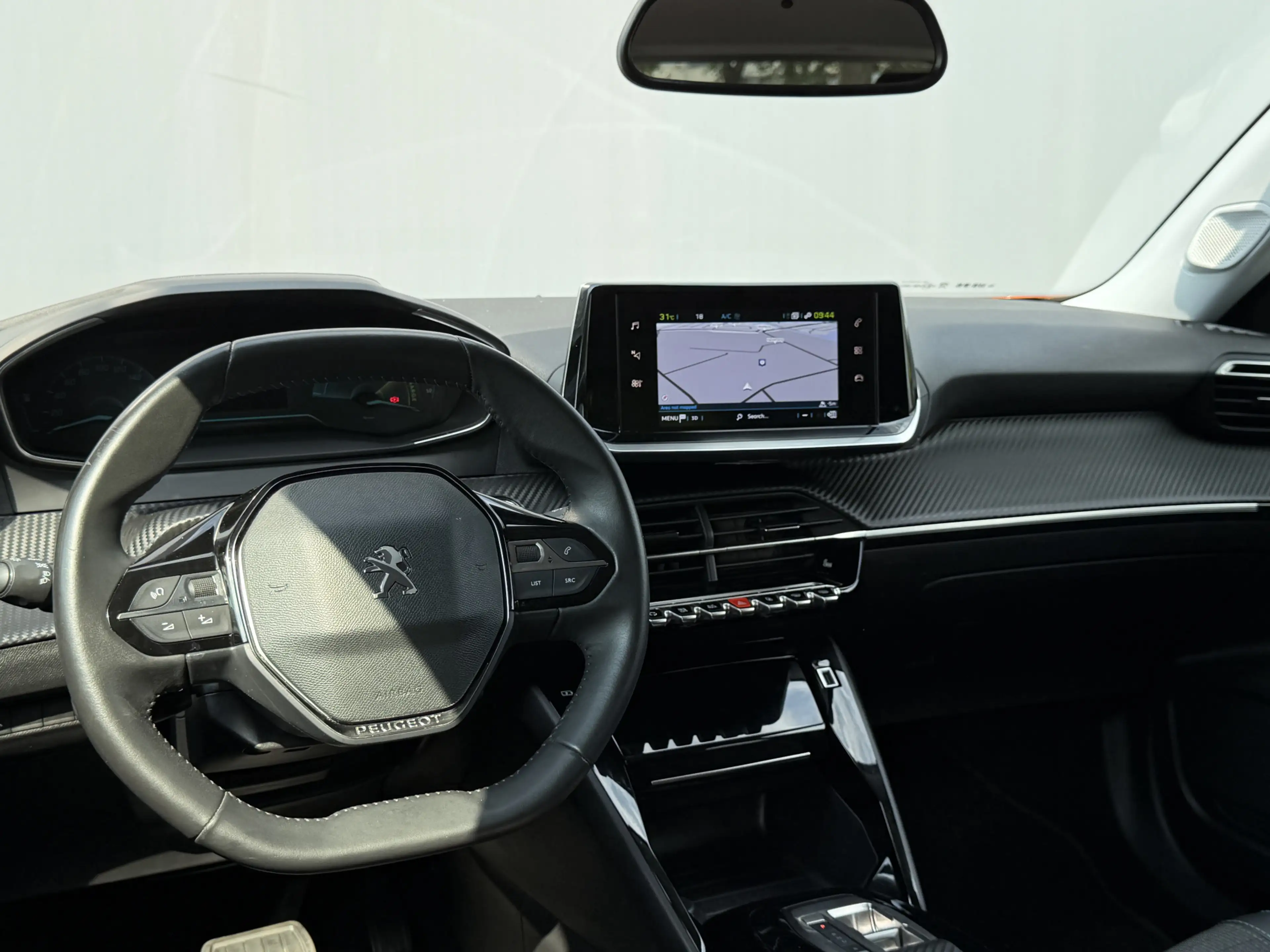 Peugeot e-2008 BWJ 2022 | EV 136PK Allure 50 kWh | LEDER/STOF | C — photo 36