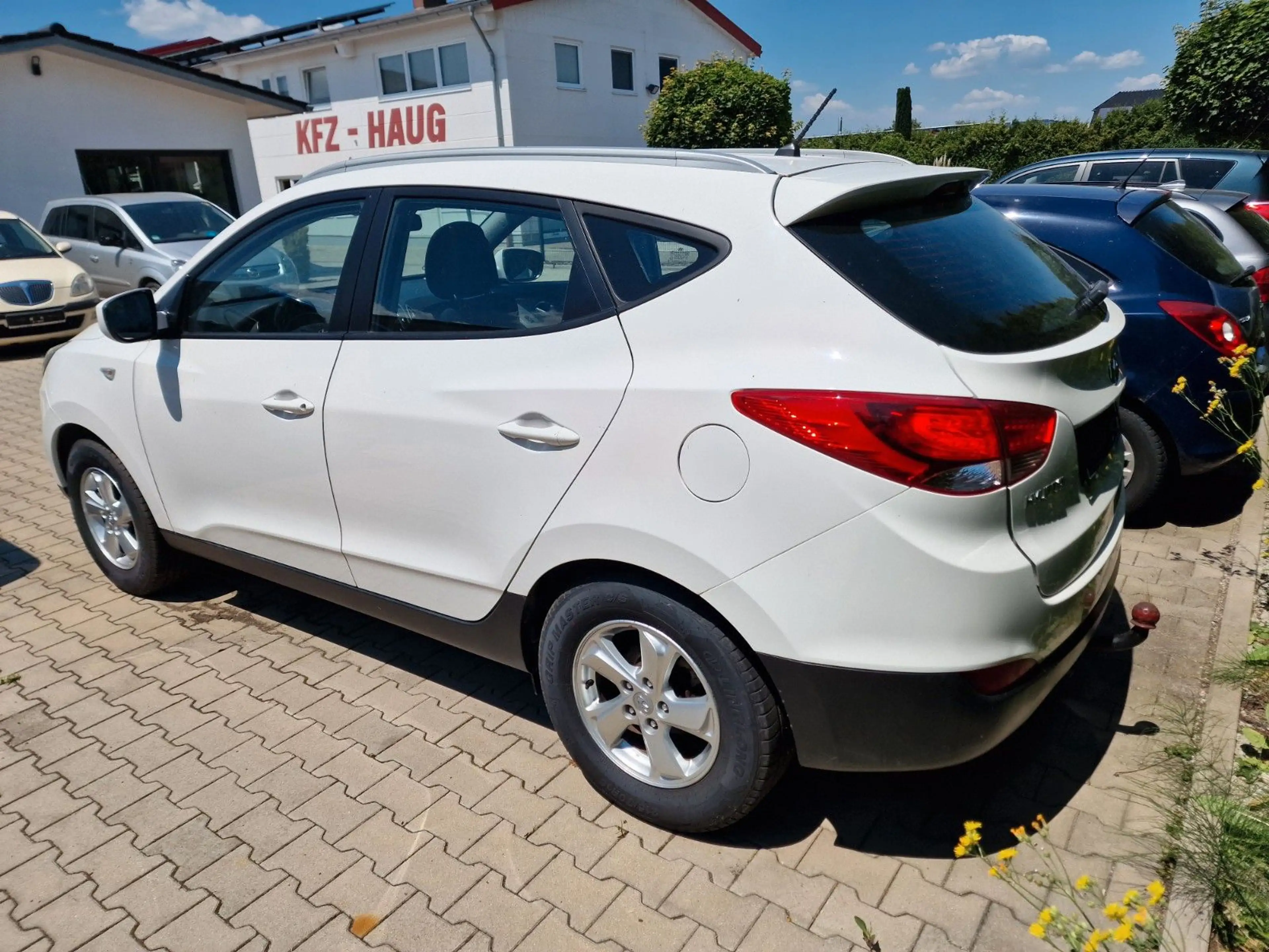 Hyundai iX35 5 Star Edition 2WD*AHK*mtl. 199,- € — photo 3