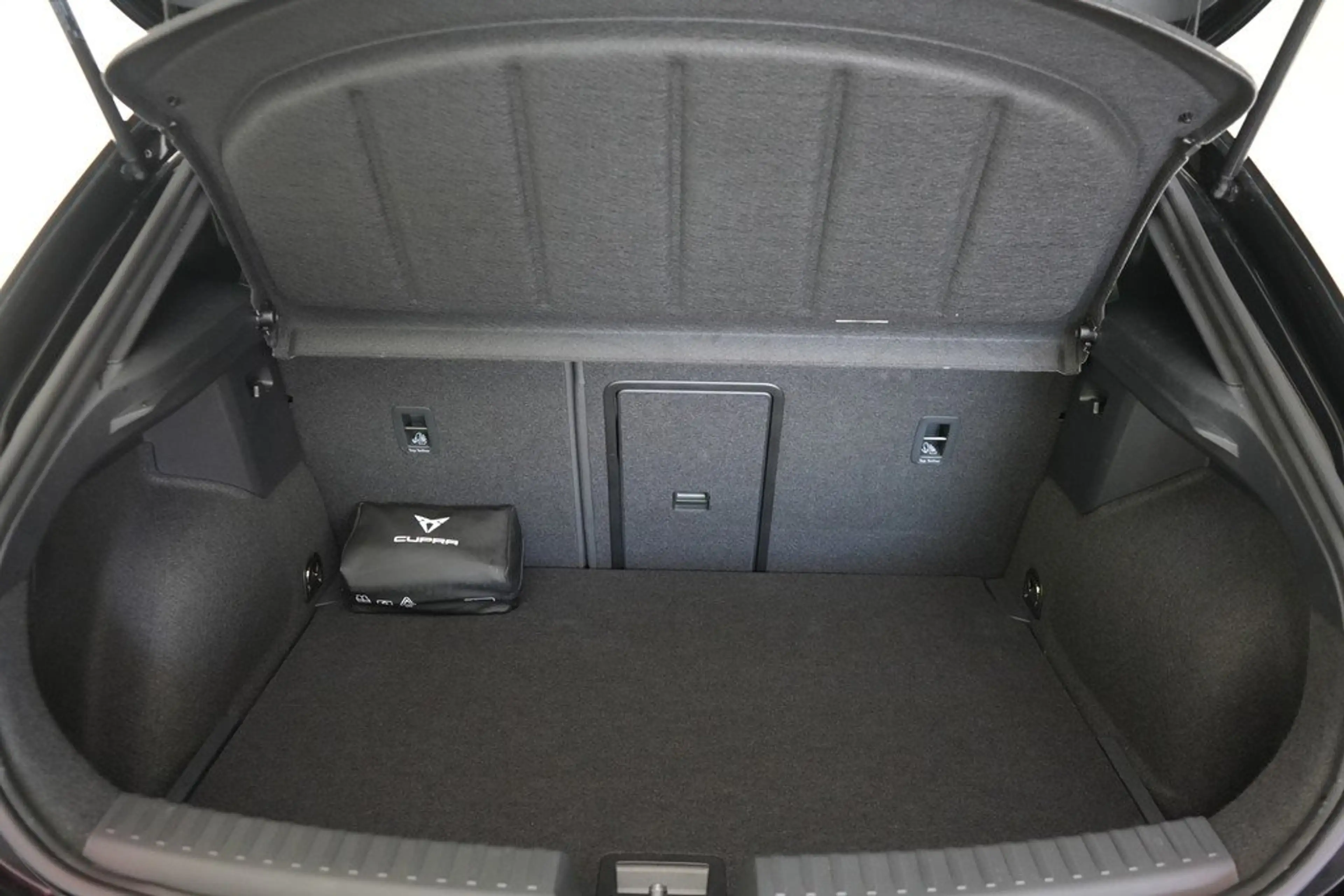 CUPRA Leon 2.0 TDI DSG Matrix ACC Navi Kamera — photo 15