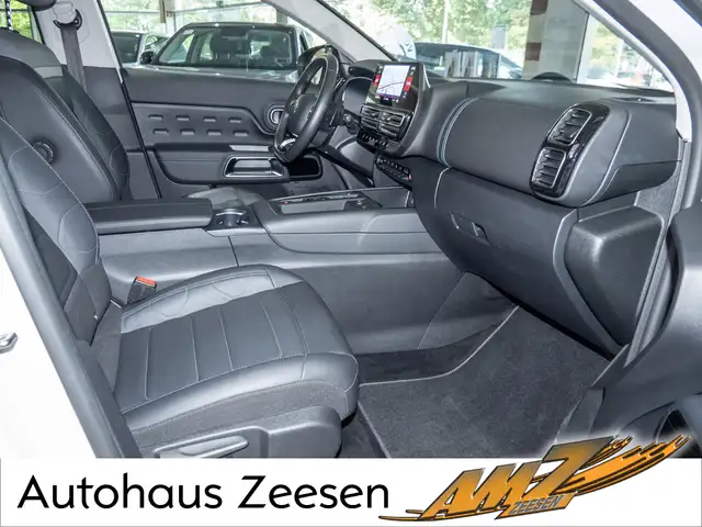 Citroen C5 Aircross view 2