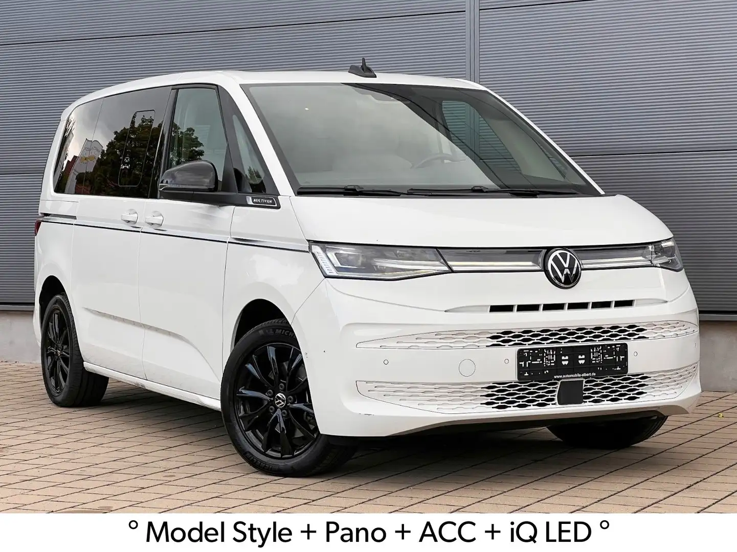 Volkswagen T7 Multivan Kurz Style*ACC*Pano*Keyless*Edition Weiß - 1