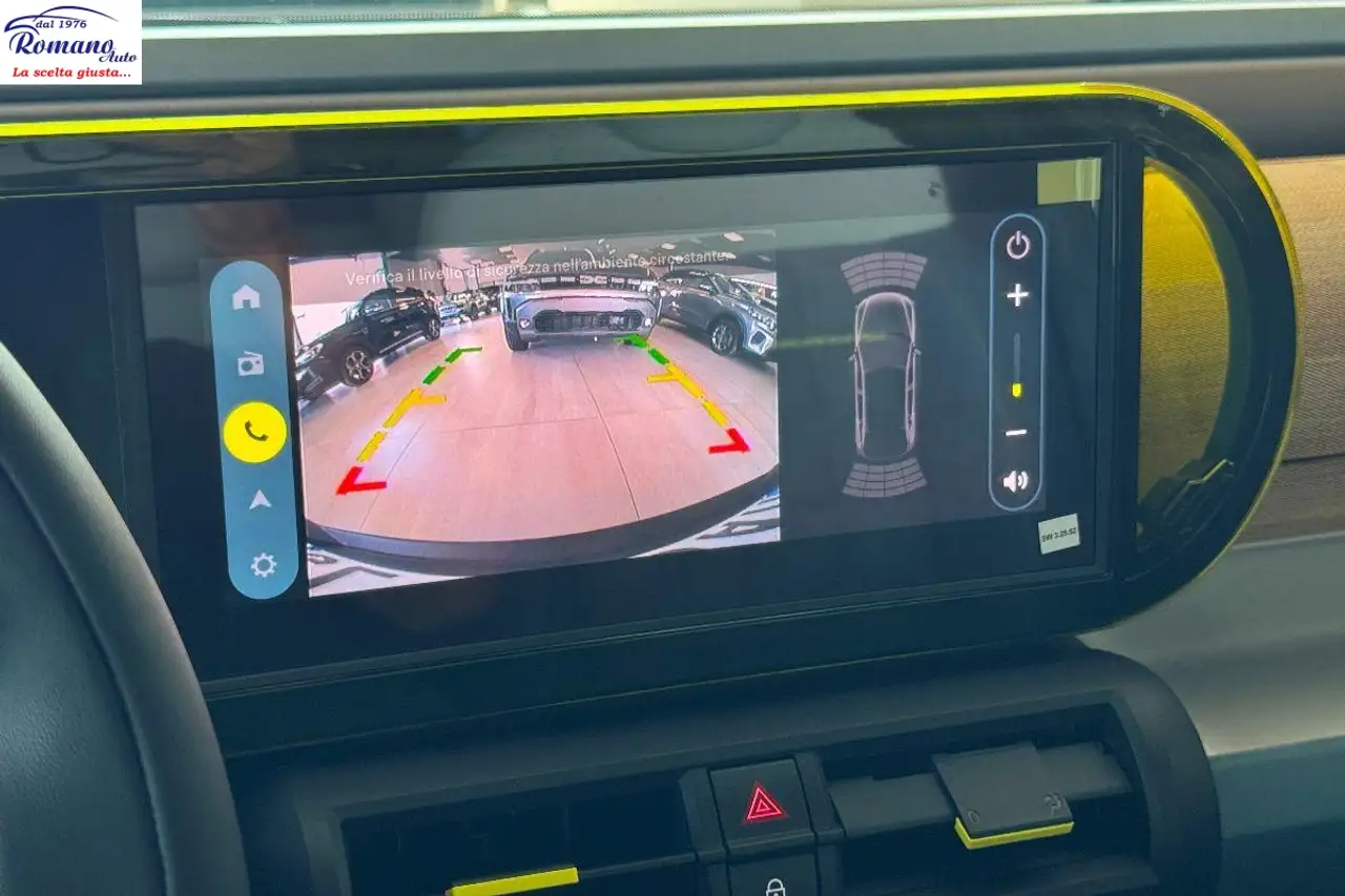 Fiat Grande Panda 1.2 Hybrid 110 S&S La Prima 11