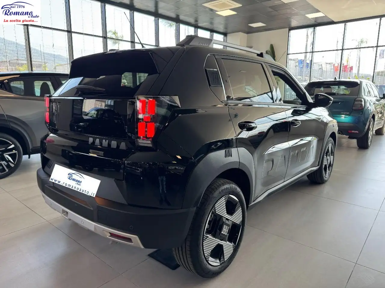 Fiat Grande Panda 1.2 Hybrid 110 S&S La Prima 4