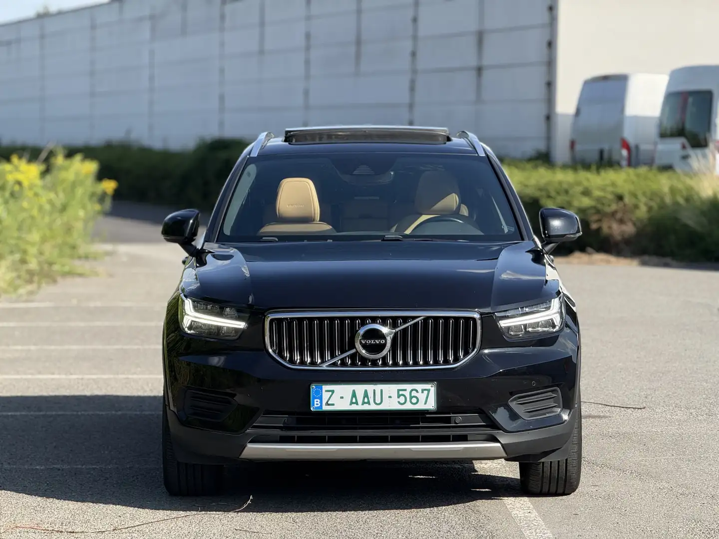 Volvo XC40 XC40 T3 Momentum Zwart - 2