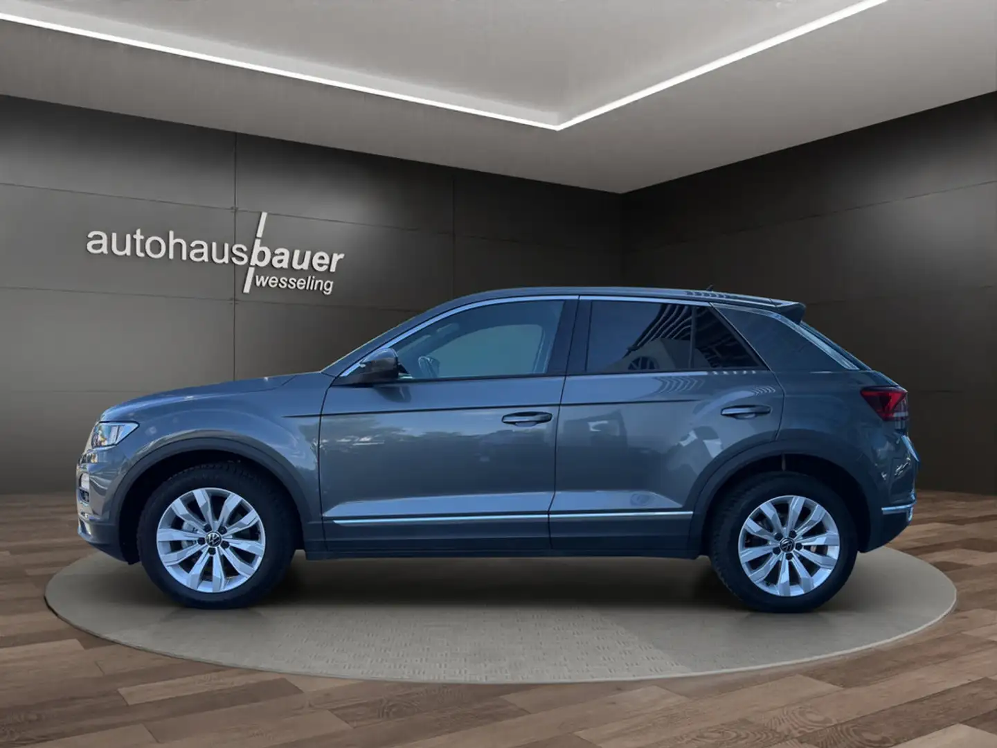 Volkswagen T-Roc 1.5l TSI DSG Sport *NAV, APP, SHZ, Klimaauto. 2-Zo Grau - 2