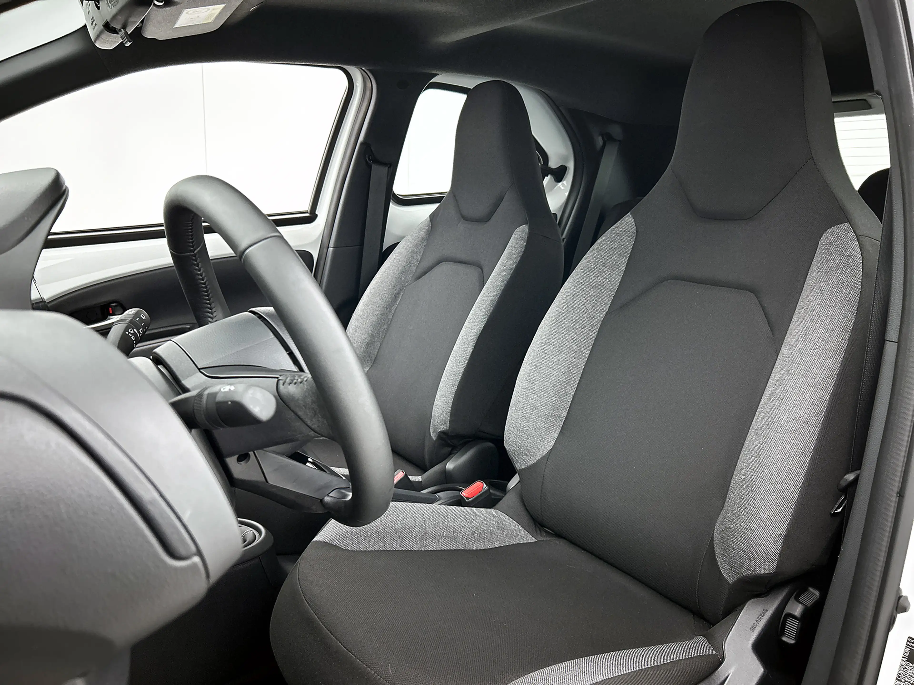 Toyota Aygo X 1.0 VVT-i MT Play | BTW Voertuig | Dealer onderhou — photo 15