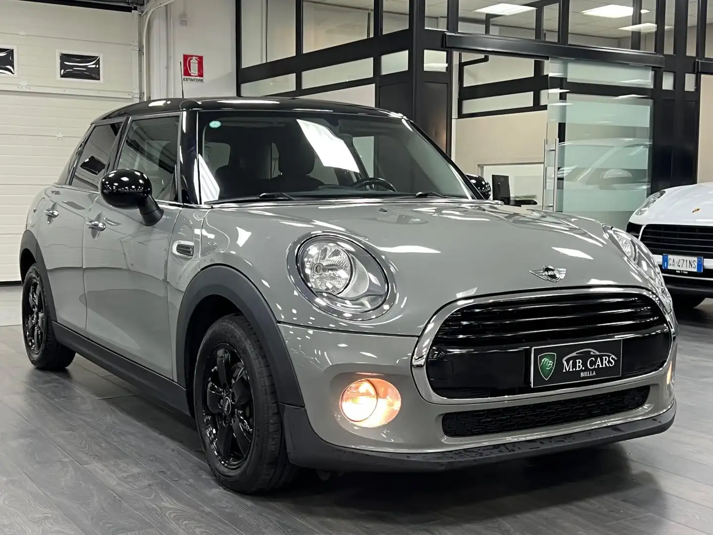 MINI Cooper D Mini 1.5 Cooper D 5p auto Gris - 1