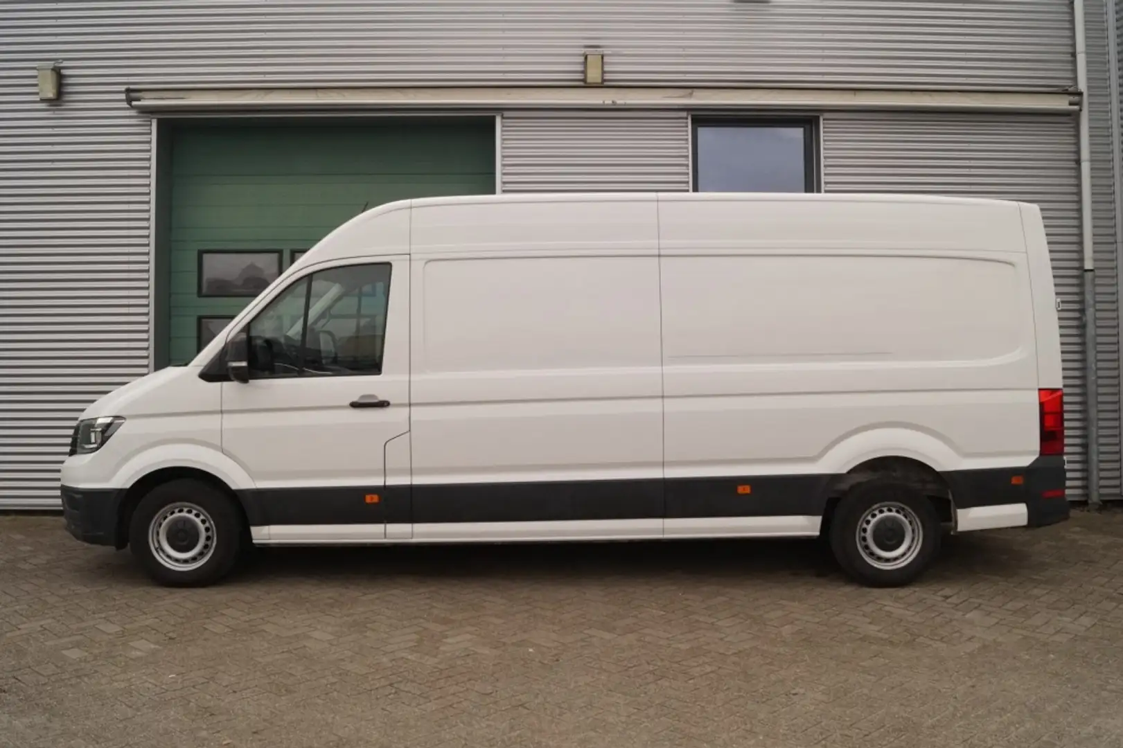 Volkswagen Crafter 35 2.0 TDI 140pk L4-H3 -AIRCO-PDC-CRUISE-TREKHAAK- Wit - 1